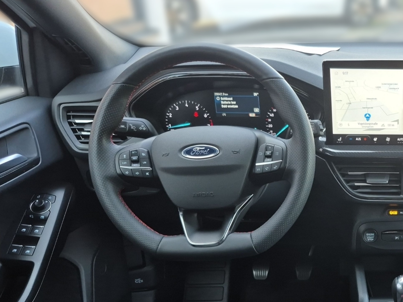 Ford Focus ST-Line Sportpaket Navi Memory Sitze LED ACC Apple — photo 6