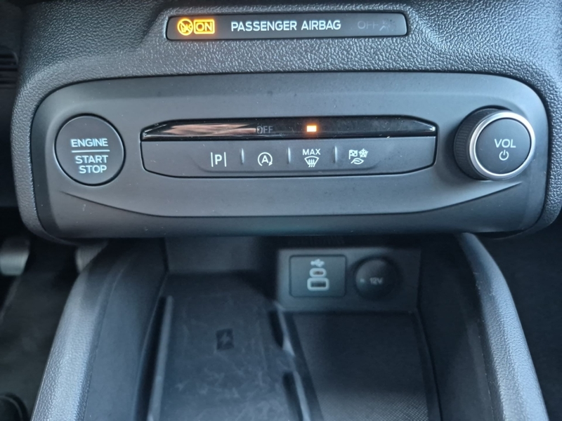 Ford Focus ST-Line Sportpaket Navi Memory Sitze LED ACC Apple — photo 13