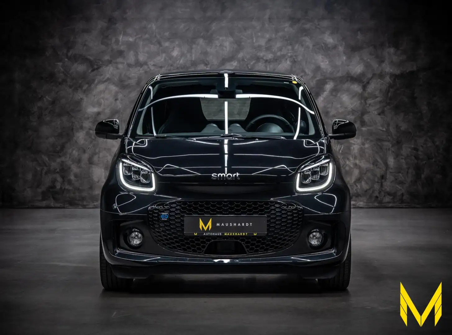 smart forTwo EQ cabrio prime EXCLUSIVE+JBL:JUST BLACK! Black - 2