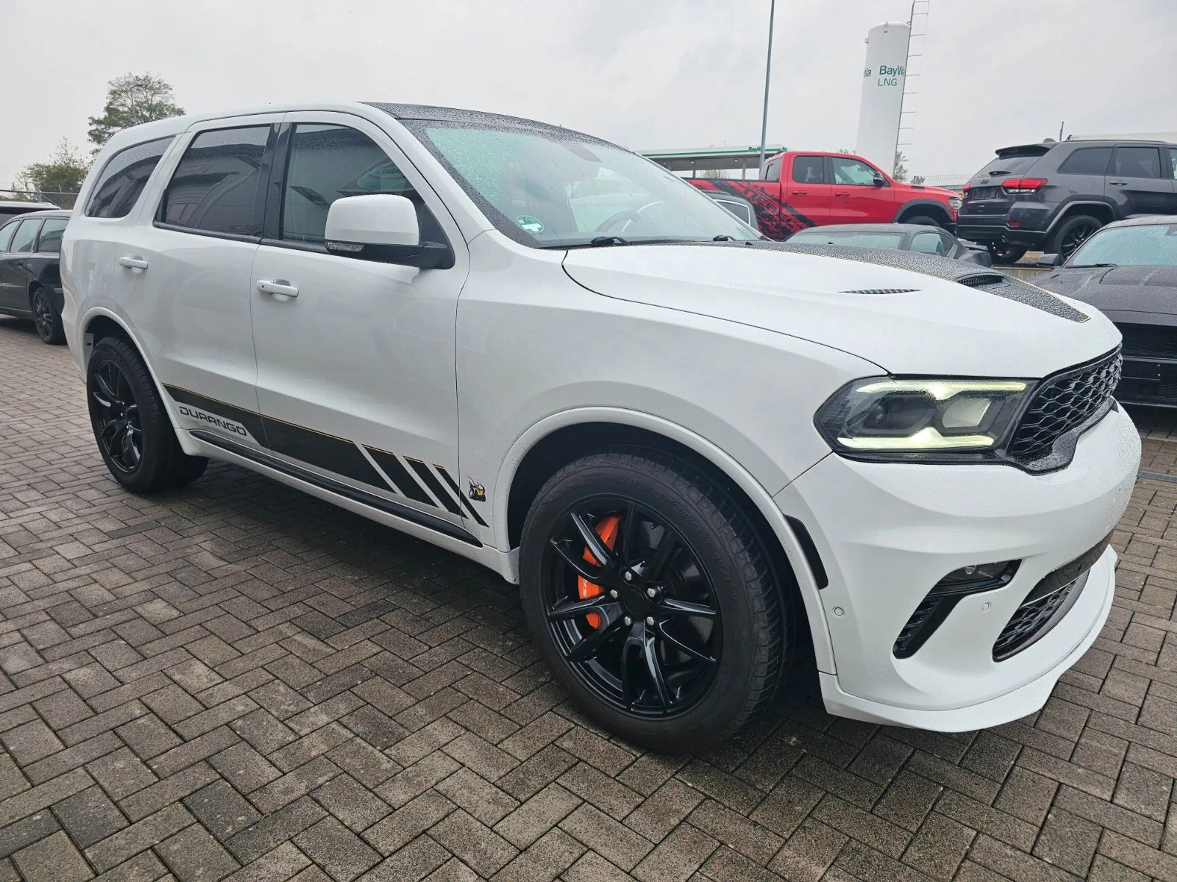 Dodge Durango R/T 4X4 HEMI-V8-BREMBO"s — photo 3