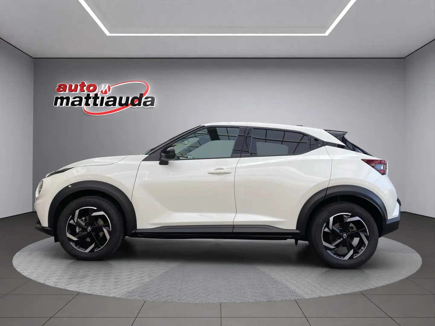 Nissan Juke Juke 1.0 dig-t N-Connecta 114cv Bianco - 2