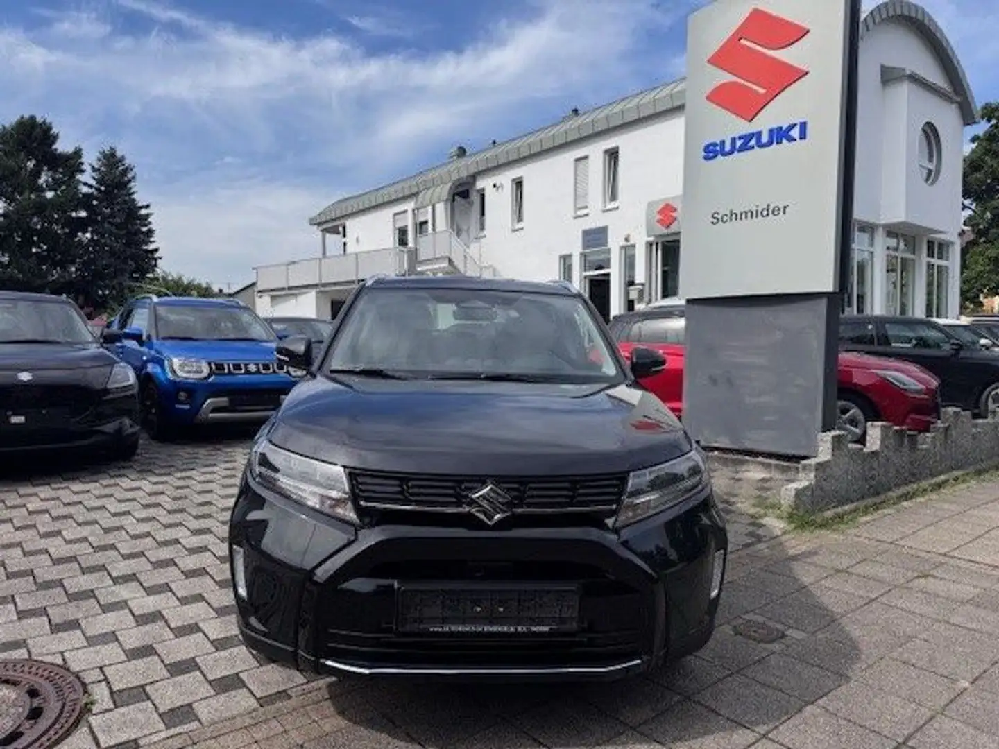 Suzuki Vitara 1.4 Hybrid Comfort+ 4x4/Pano/Navi/LED Schwarz - 2