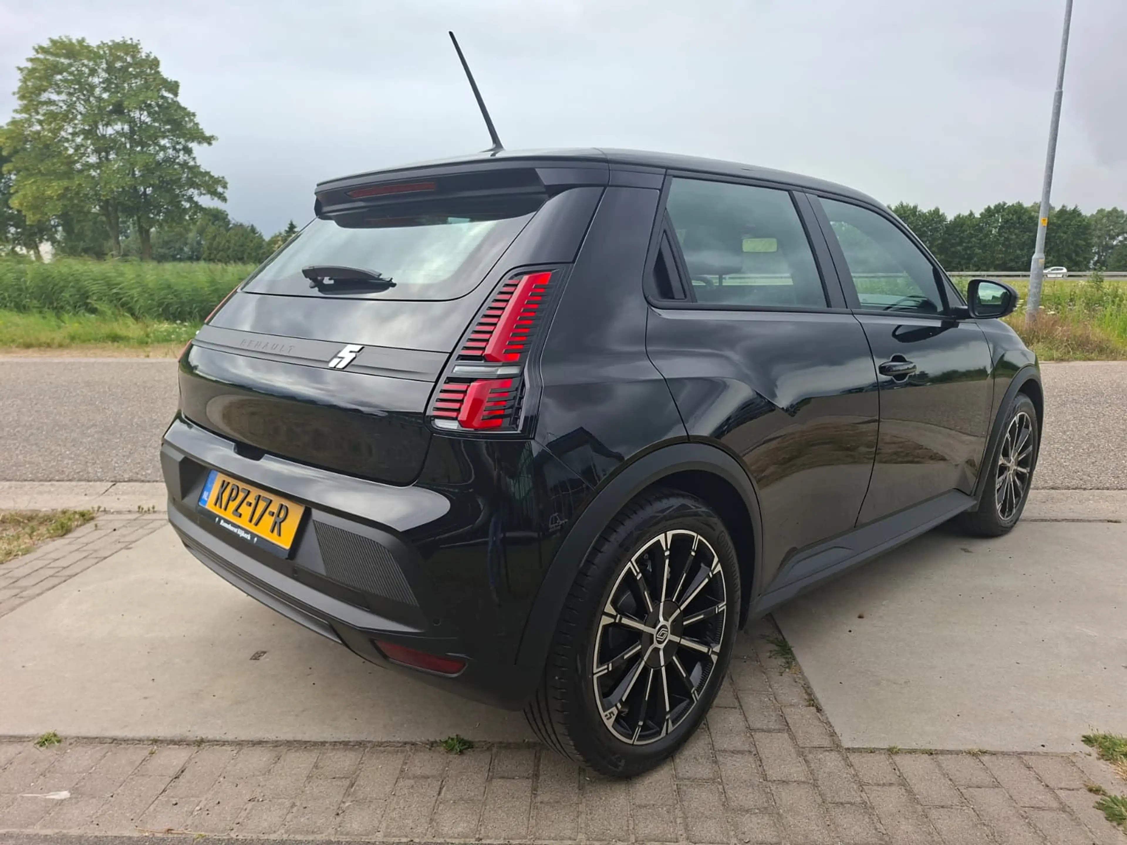 Renault R 5 comfort range 150pk 52 kWh — photo 17