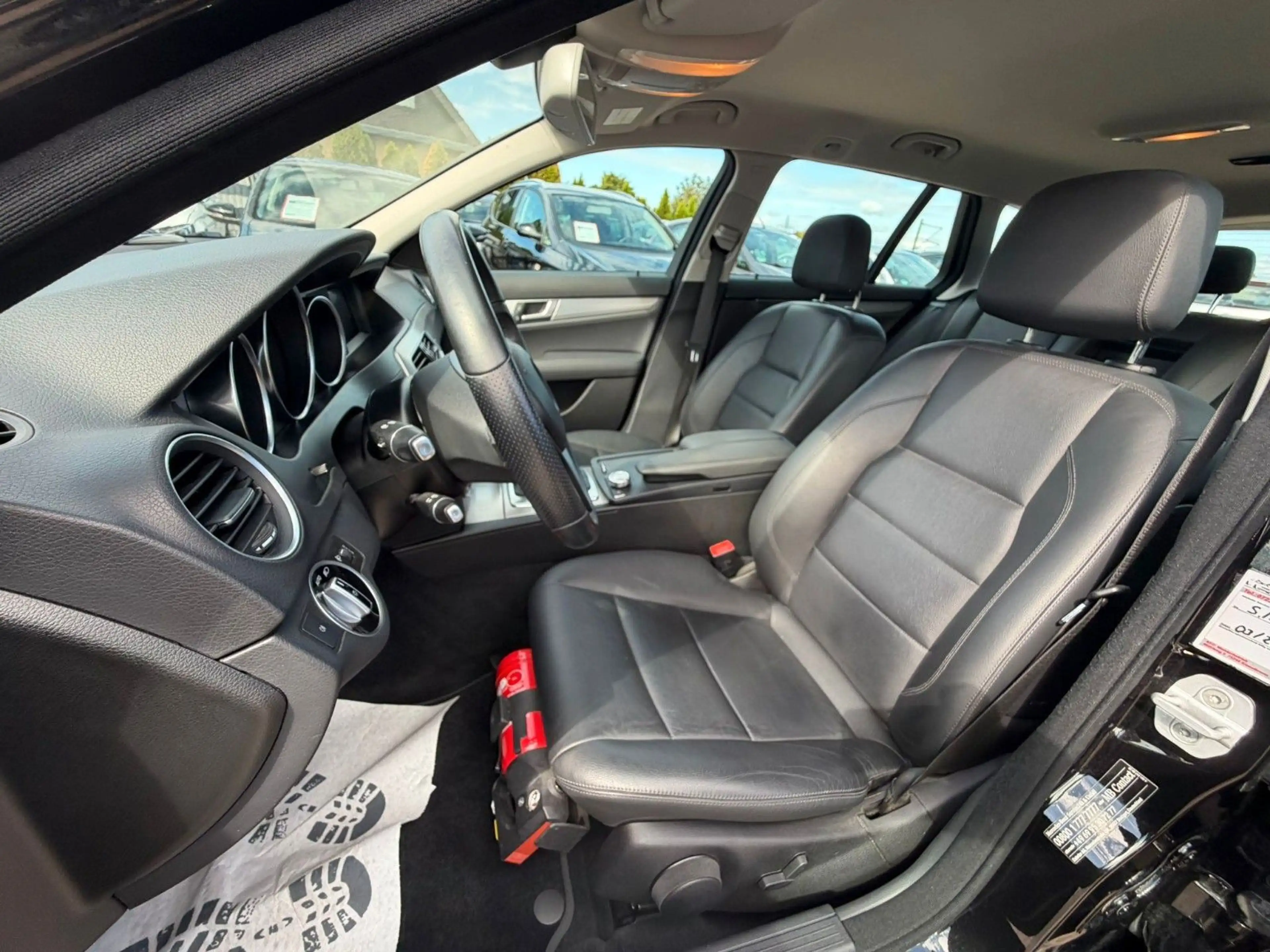 Mercedes-Benz C 250 CGI BlueEfficiency — photo 14