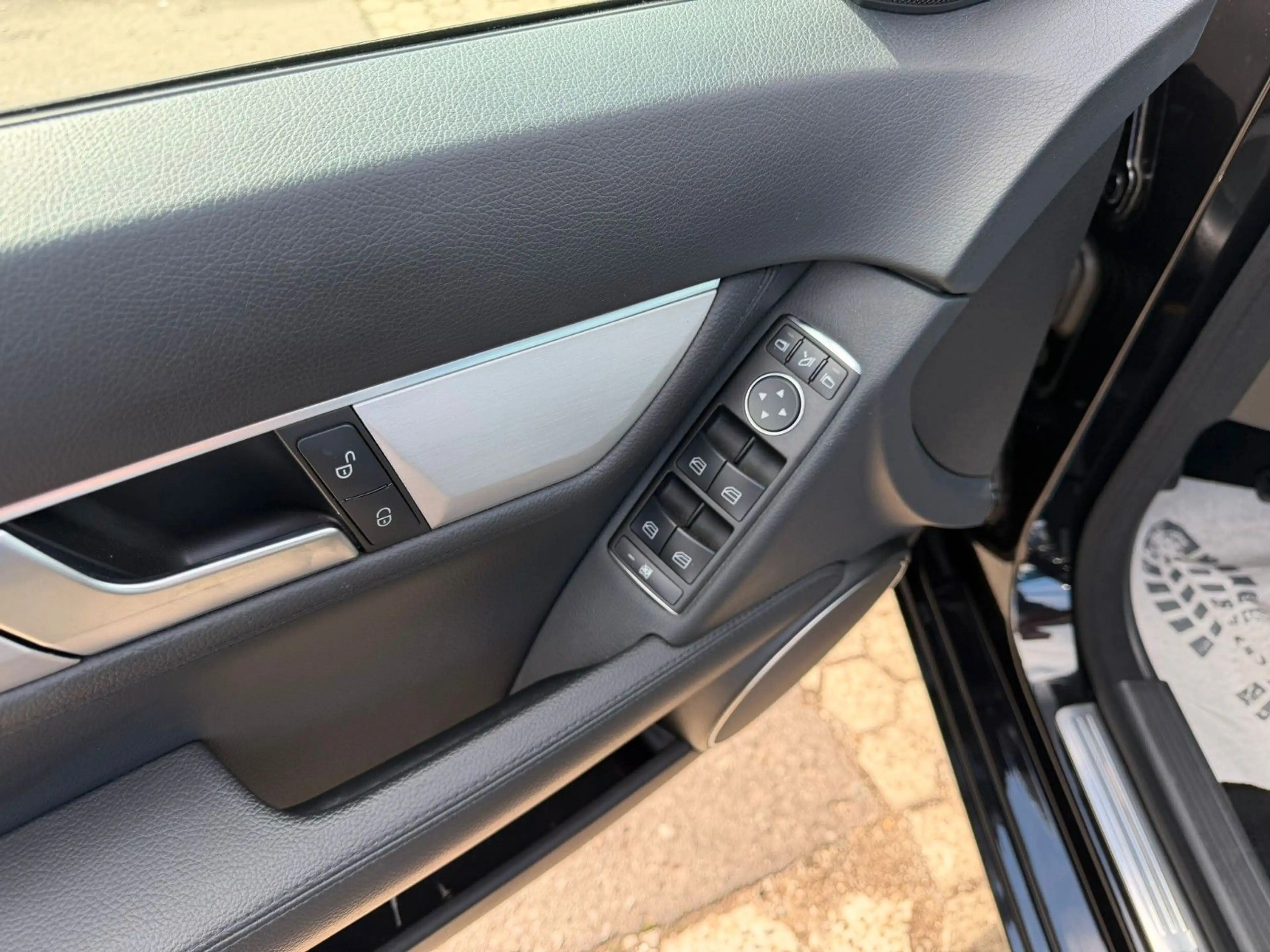 Mercedes-Benz C 250 CGI BlueEfficiency — photo 15