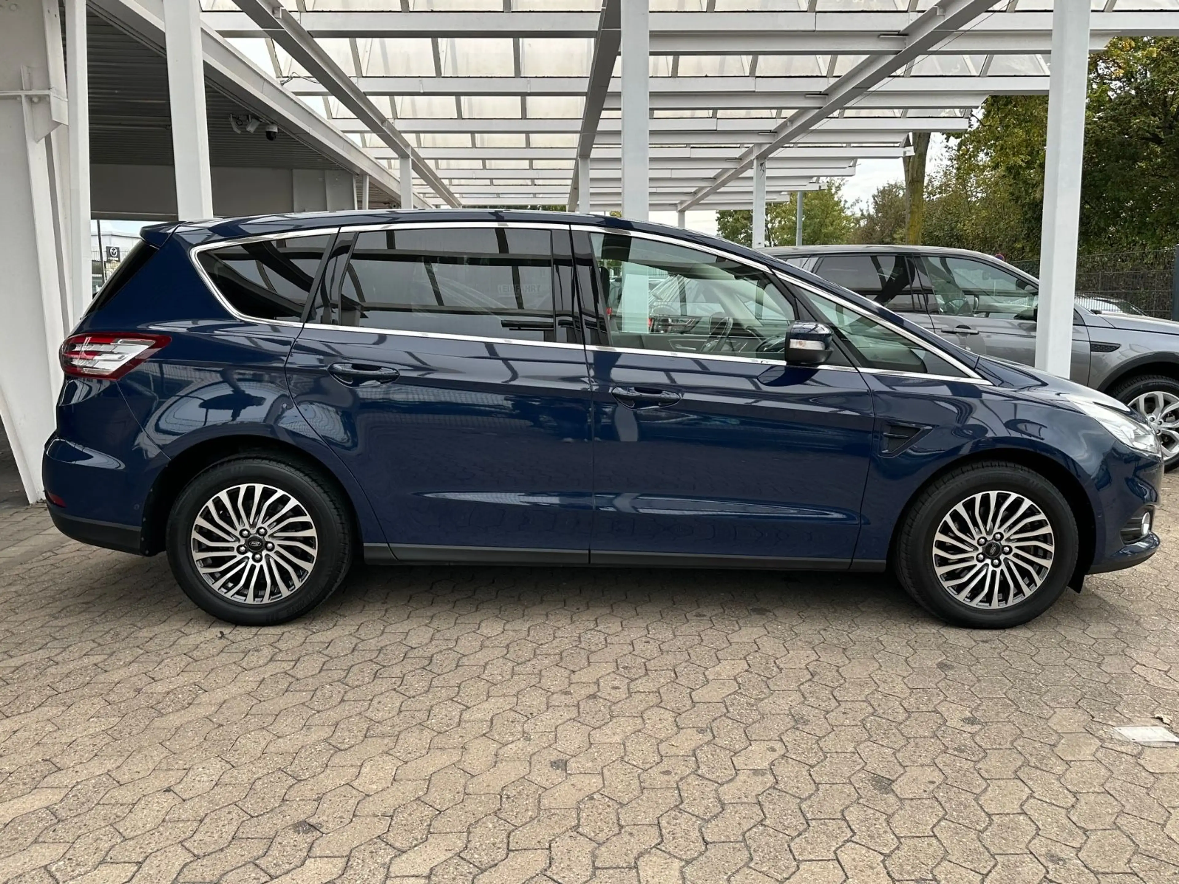 Ford S-Max S-MAX Titanium*Navi*KlimaT*Multi*SpurAss*El-Heck