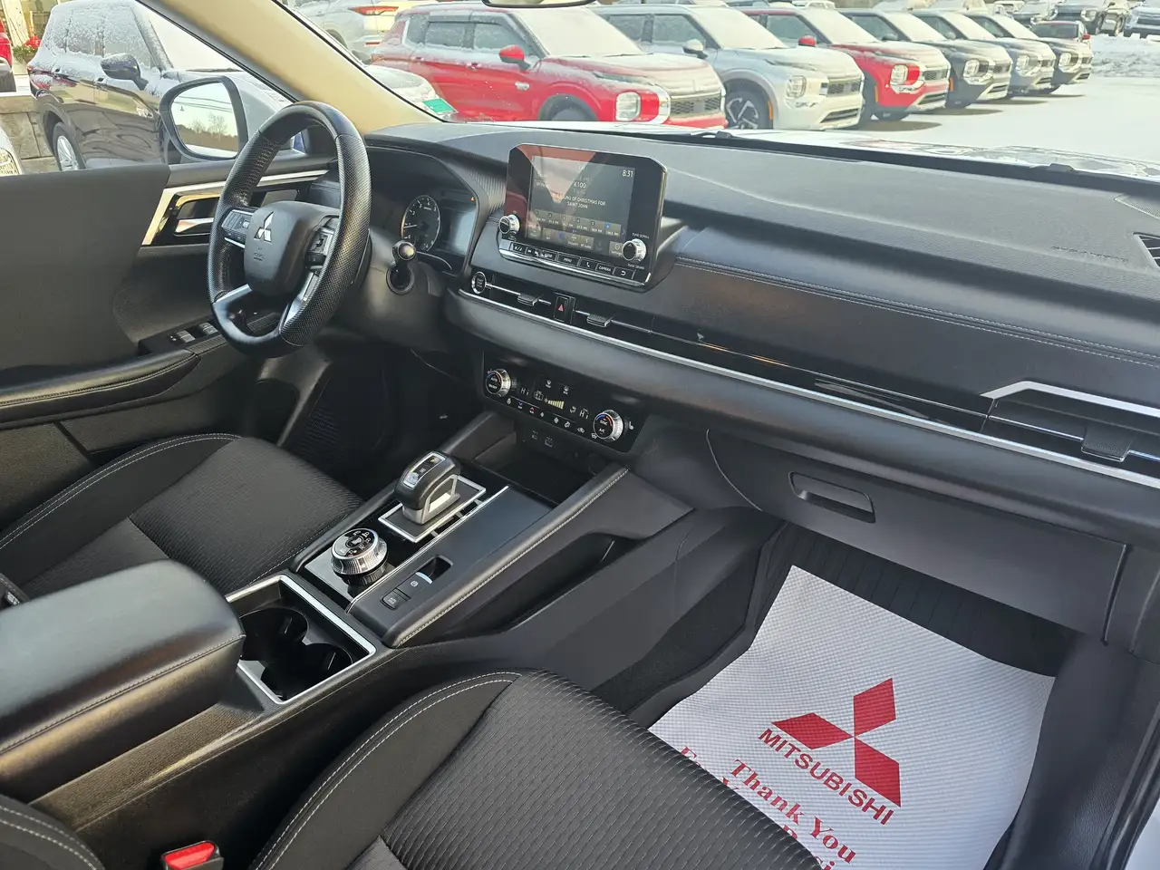 Mitsubishi Outlander снимка Mitsubishi Outlander