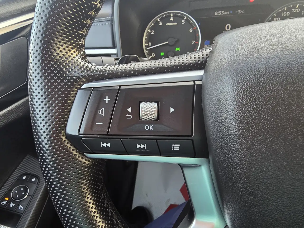 Mitsubishi Outlander снимка Mitsubishi Outlander