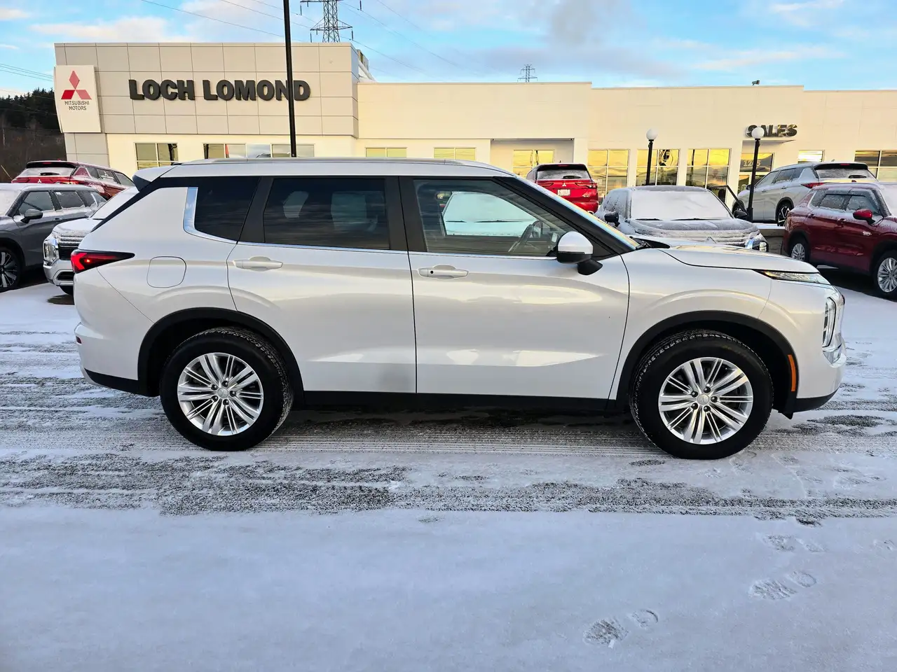 Mitsubishi Outlander снимка Mitsubishi Outlander