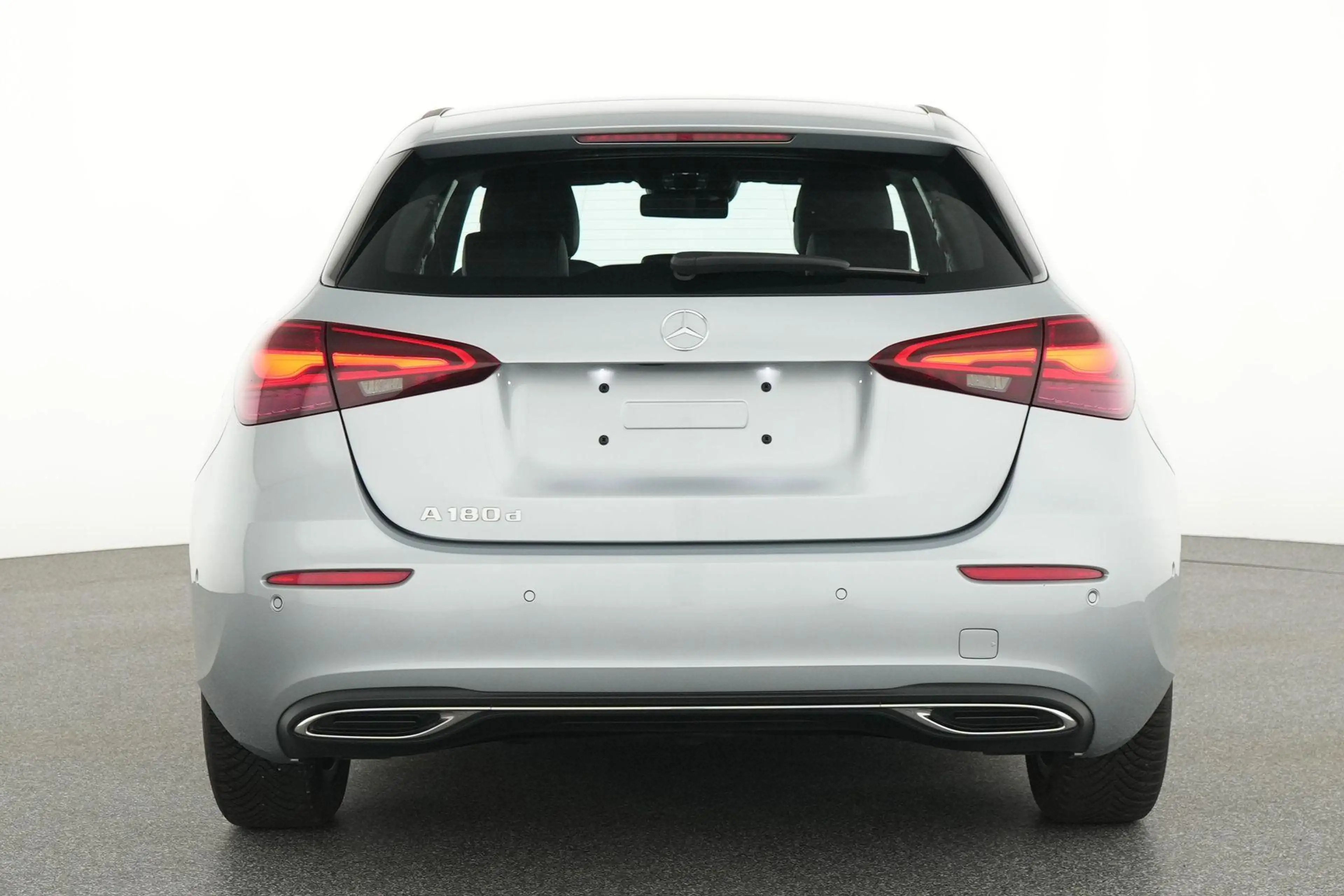 Mercedes-Benz A 180 d Luxury Line — photo 7