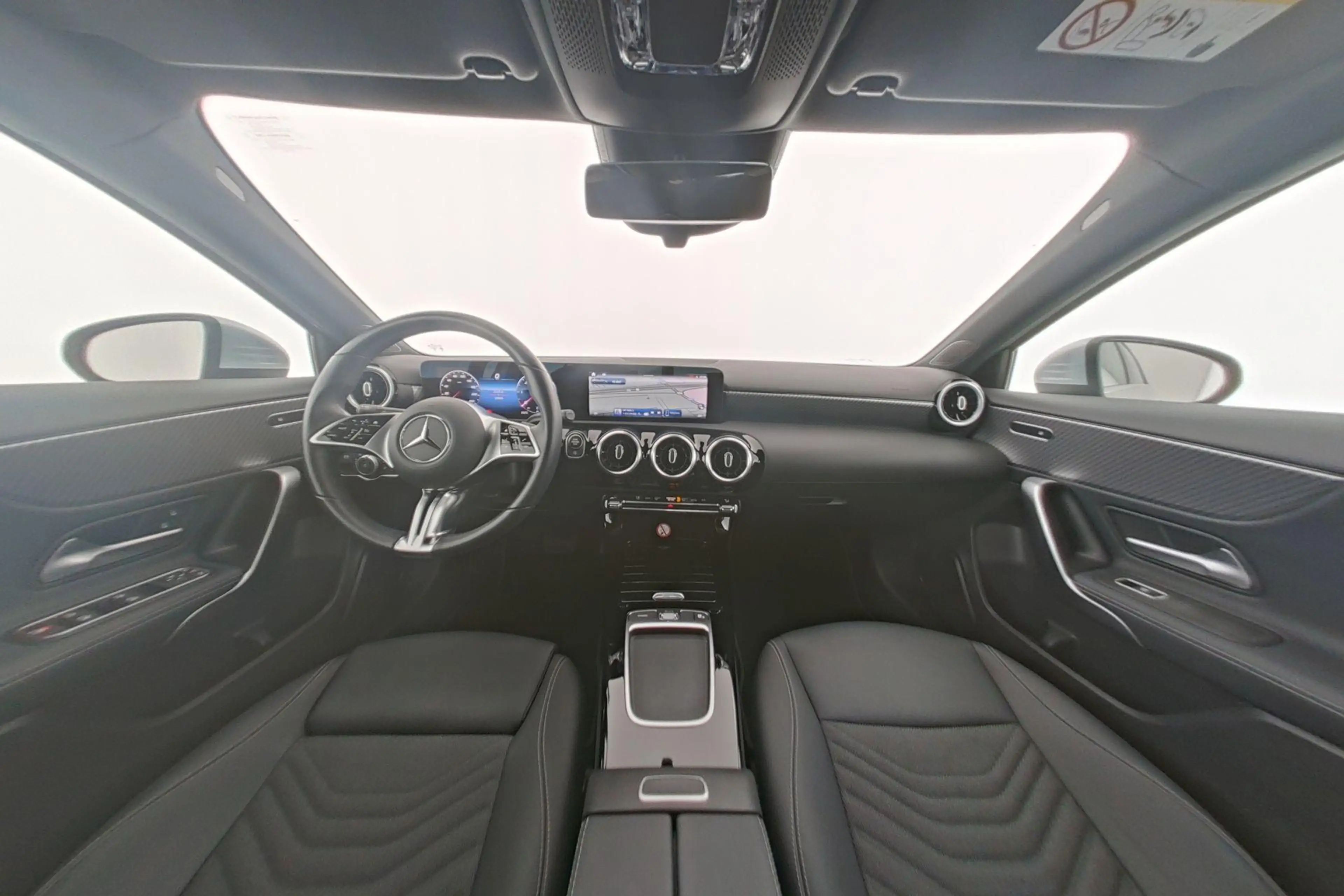 Mercedes-Benz A 180 d Luxury Line — photo 12