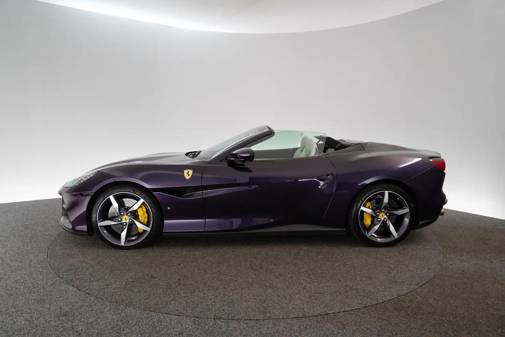 Ferrari Portofino M Ferrari Singen - 2