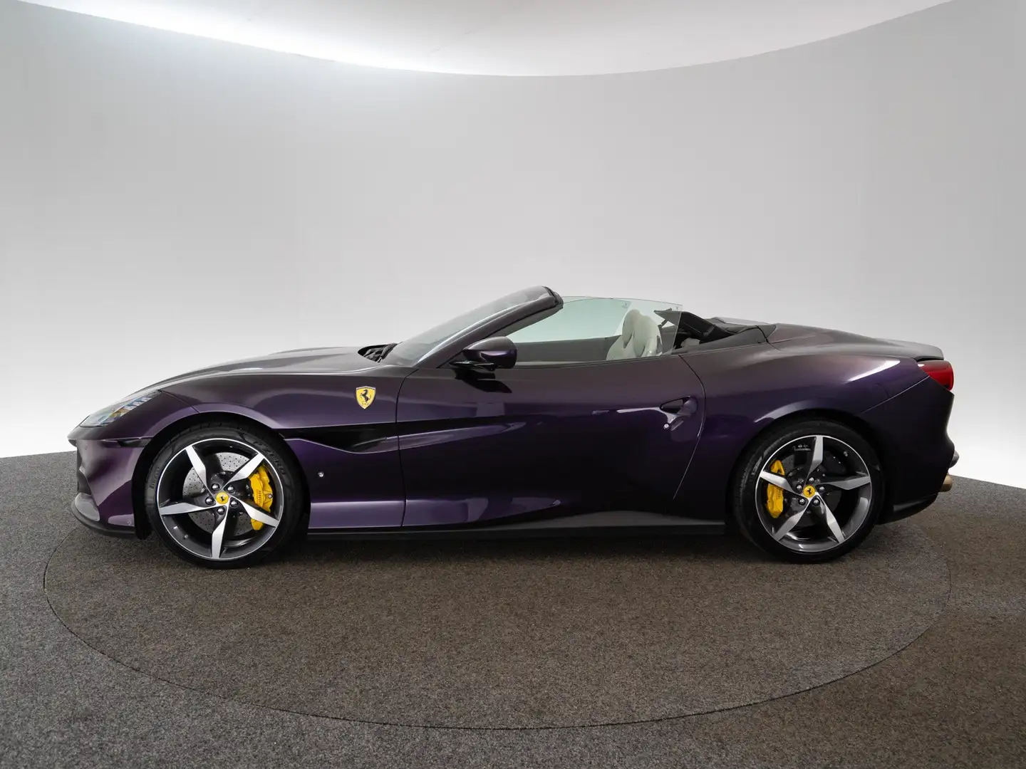 Ferrari Portofino M Ferrari Singen - 2