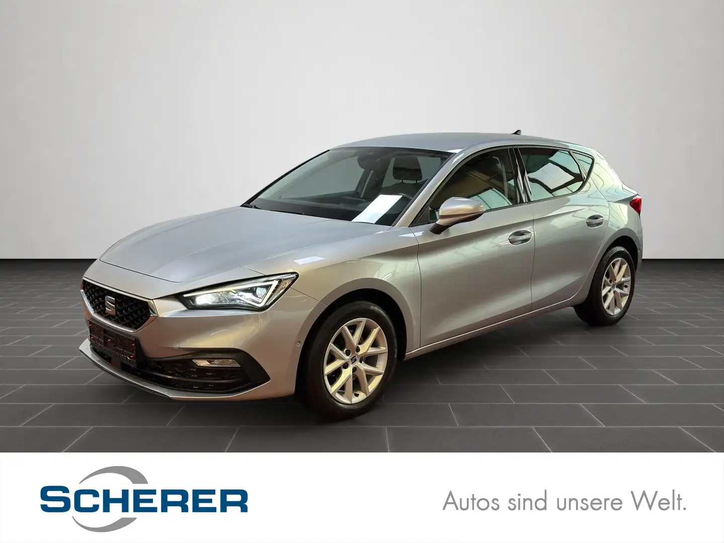 SEAT Leon Style 2.0 TDI DSG LED NAVI RFK EPH SHZ Silber - 1