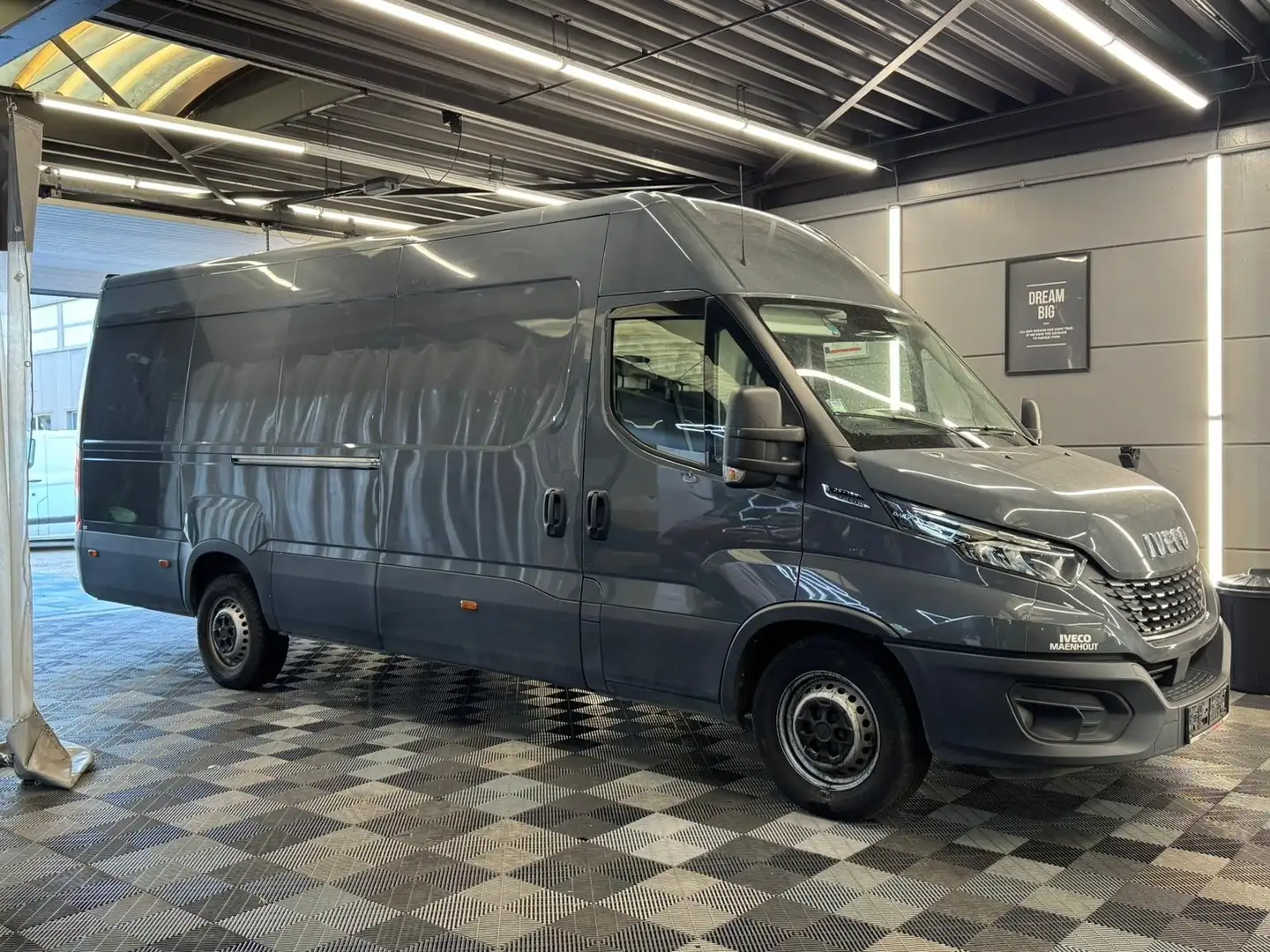 Iveco Daily 35-160 HI-MATIC AUTOMATIQUE bj. 2021 109000km - 1