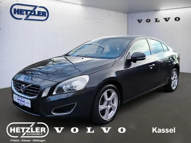 Volvo S60 2,4 / 5-Zylinder / Summum Navi Leder Memory Sitze