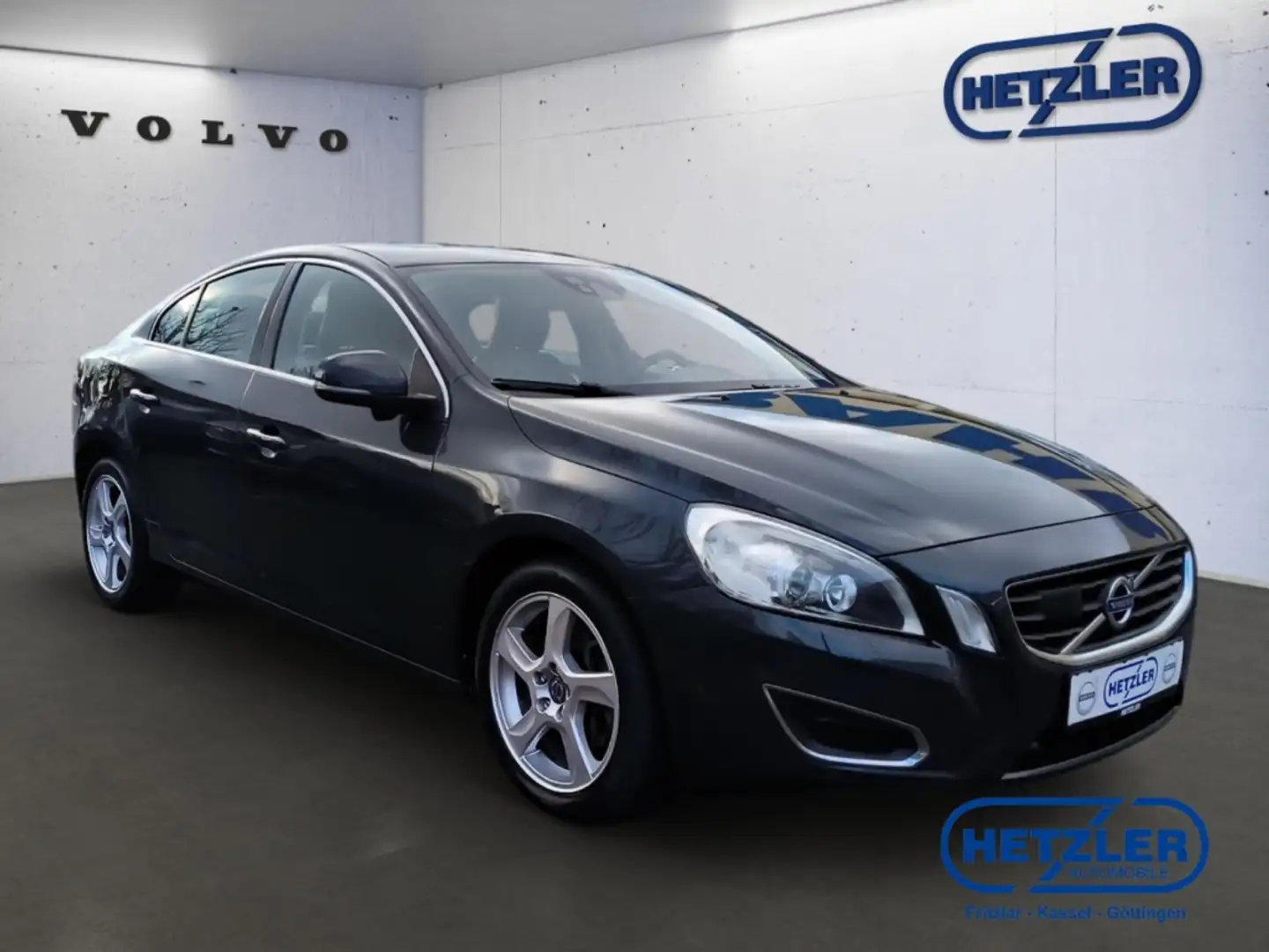 Volvo S60 2,4 / 5-Zylinder / Summum Navi Leder Memory Sitze Grau - 2