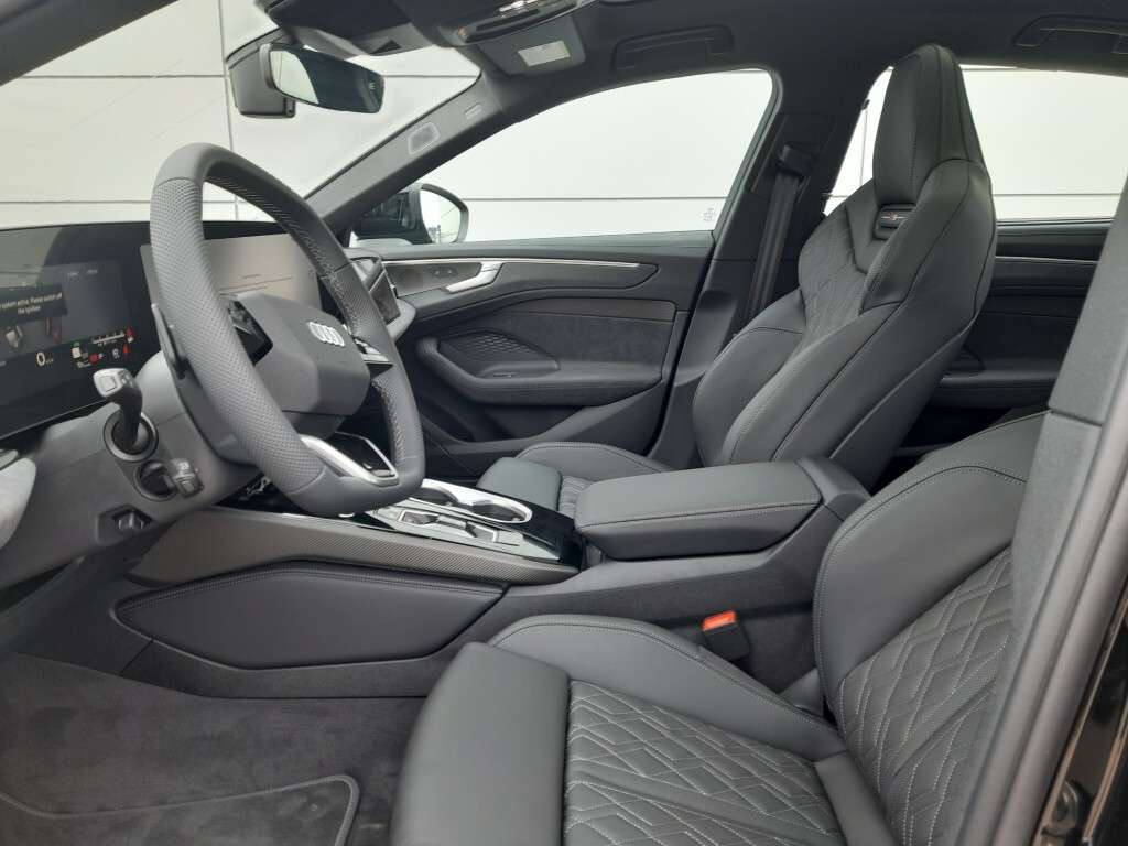 2026 Audi A6 Sedan thumb 12