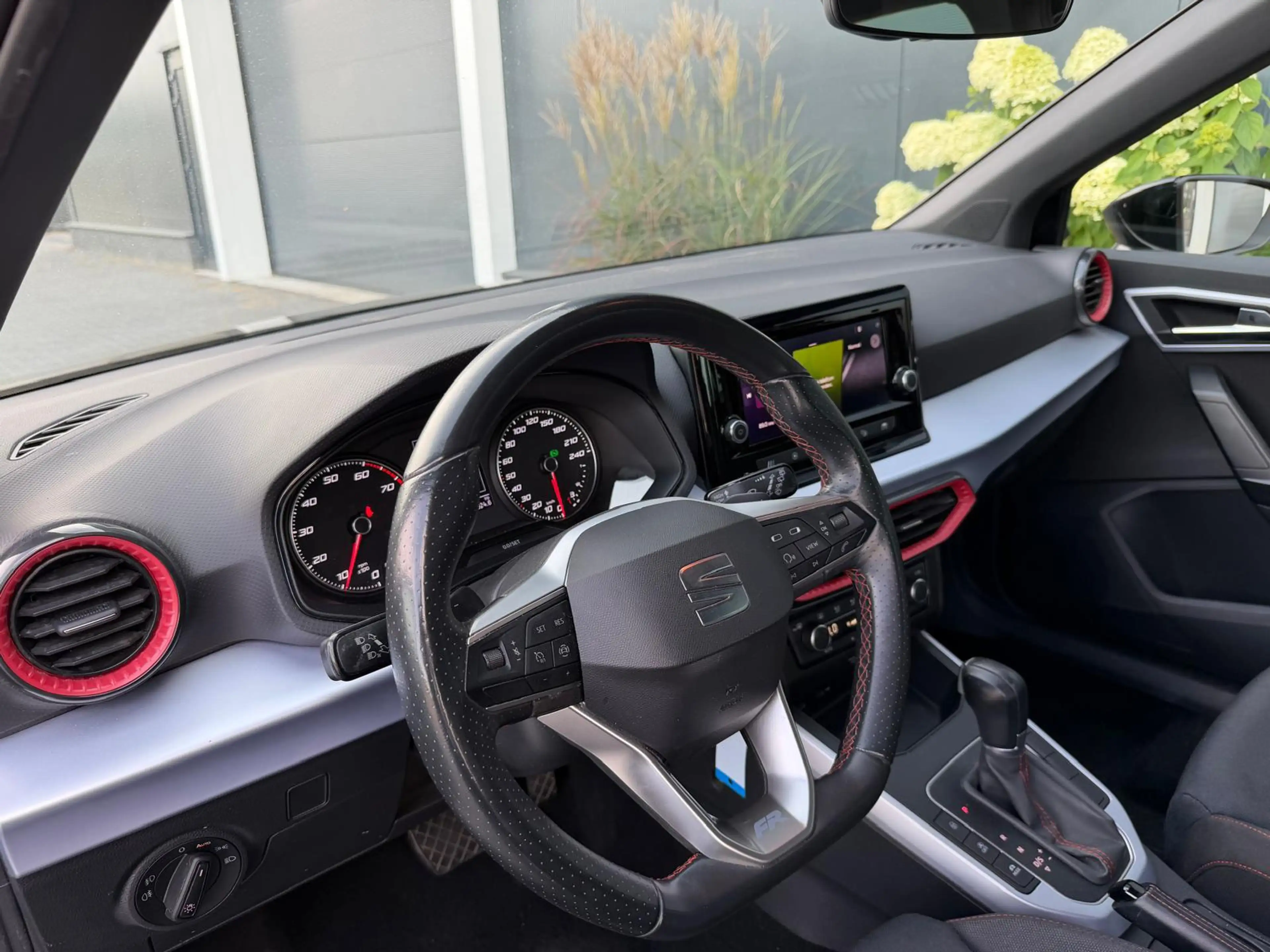 SEAT Arona 1.0 TSI FR M24 LED|CLIMATE|CAMERA|SPORTVELGEN|ELEK — photo 10