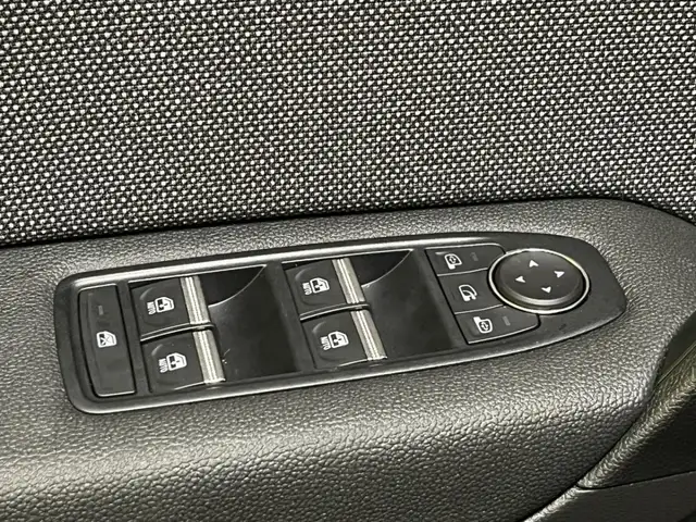 Renault Captur view 24