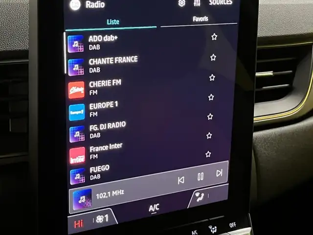 Renault Captur view 9