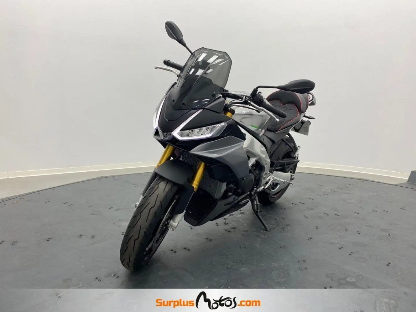 Aprilia Tuono Grijs - 1