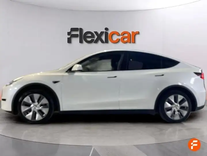 Tesla Model Y 2024, foto 5