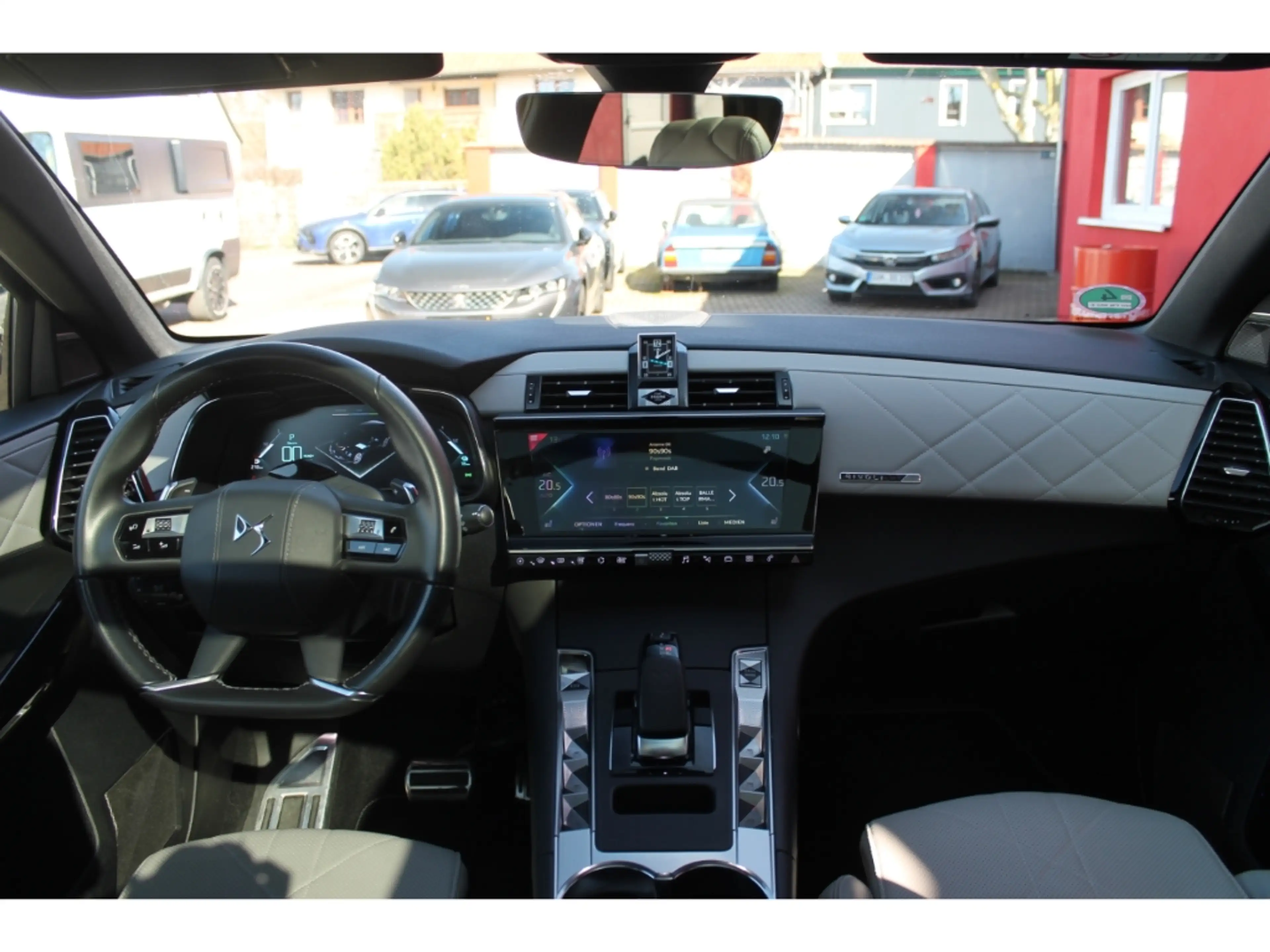 DS Automobiles DS 7 4x4 300 Voll Dach AHK Slftg Focal Massage BiColor — photo 10