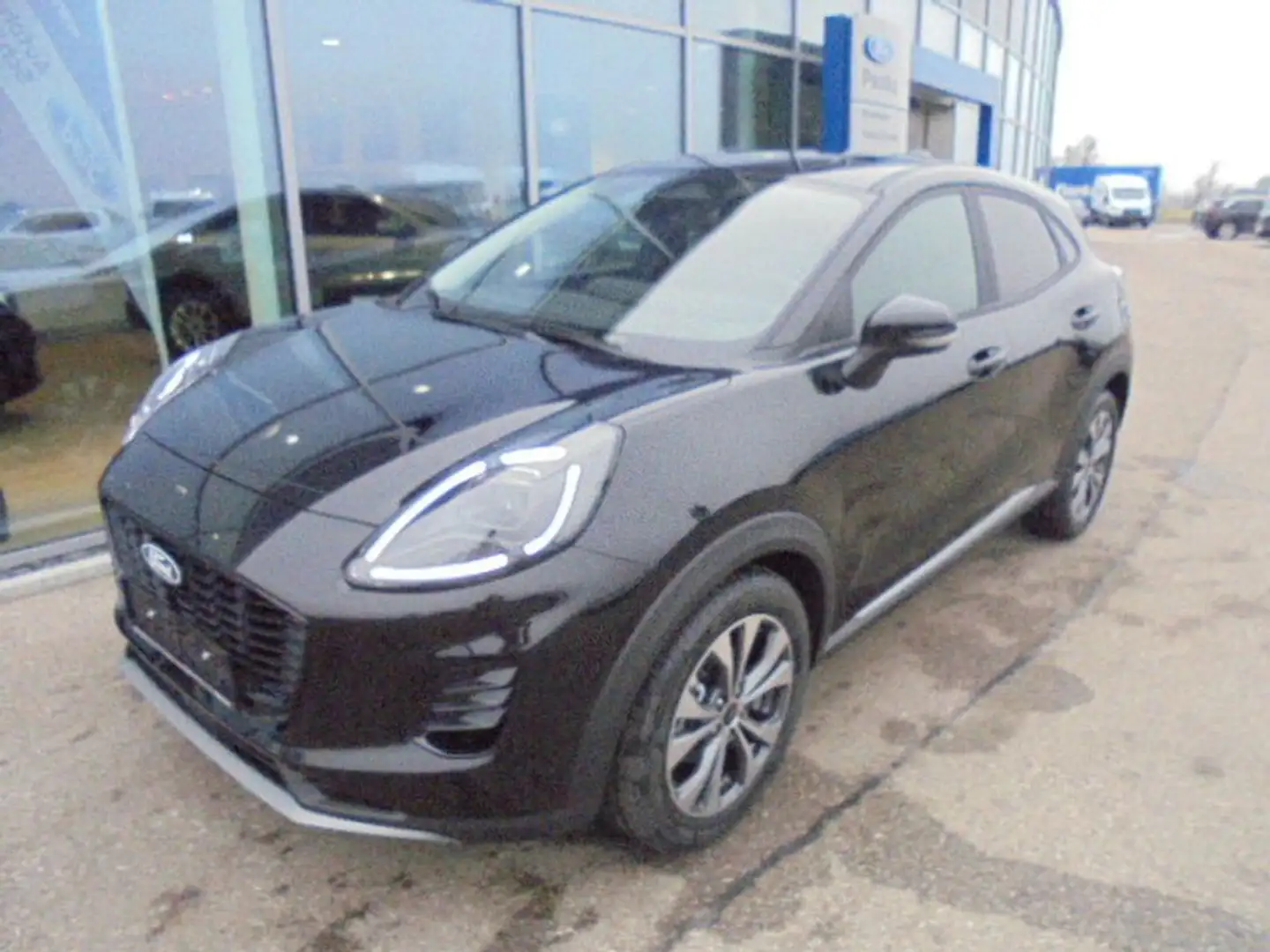 Ford Puma Titanium 125PS Benzin mHEV bei LEASING Schwarz - 1