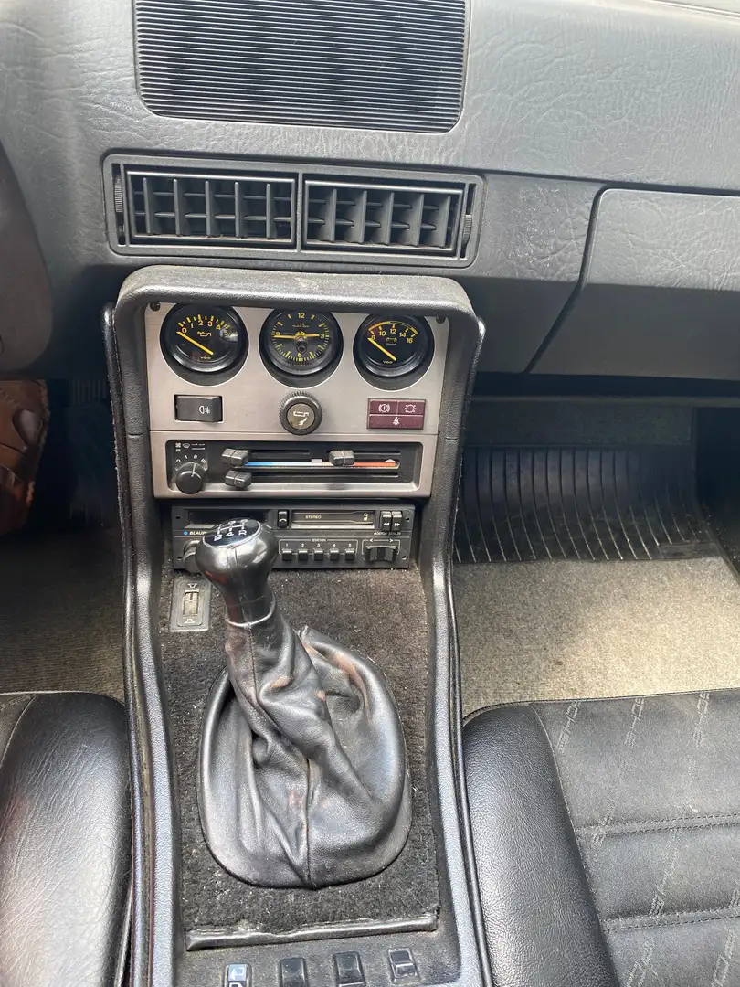 Porsche 944 Argintiu - 2