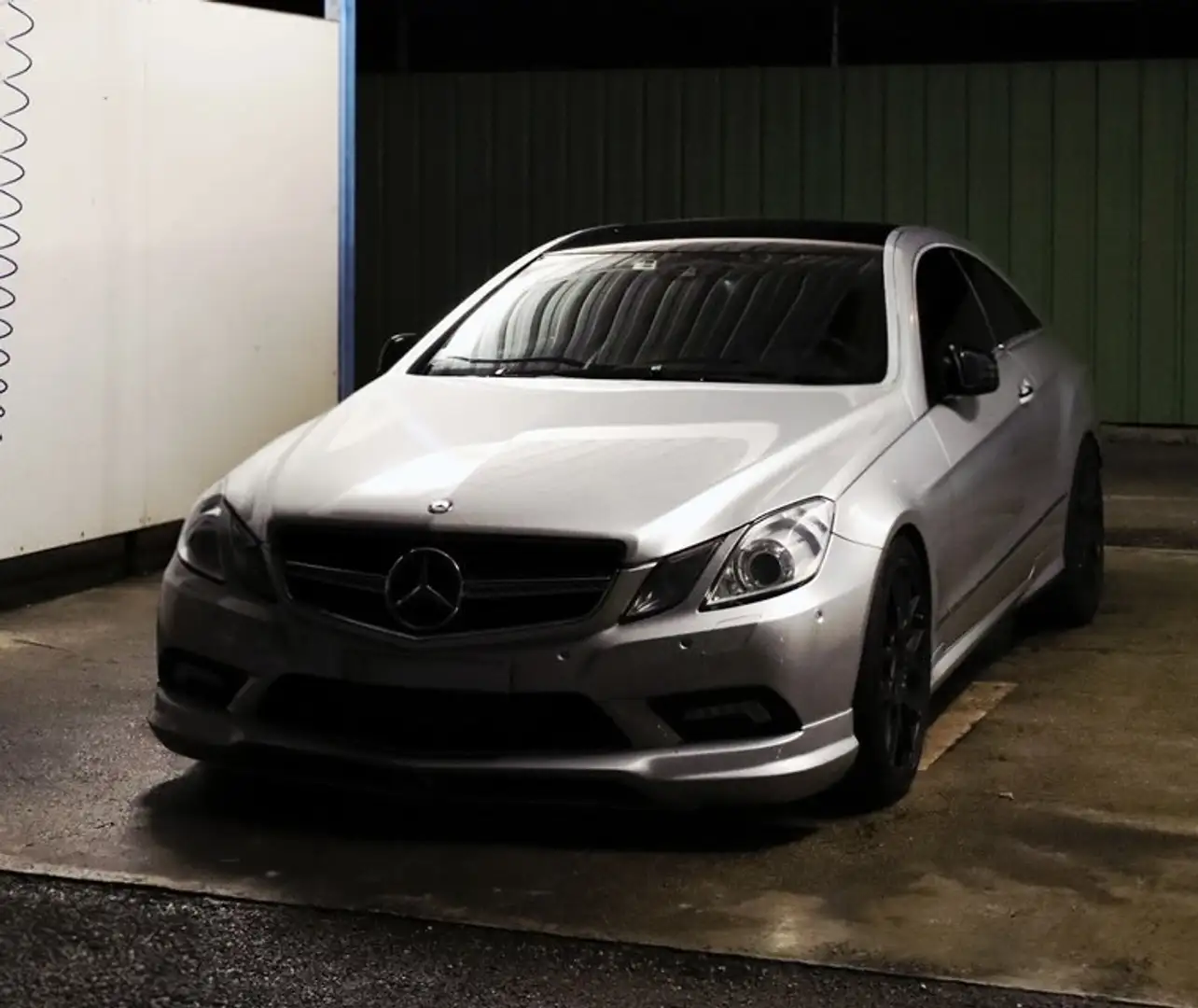 Mercedes-Benz E 550 Amg Grau - 1