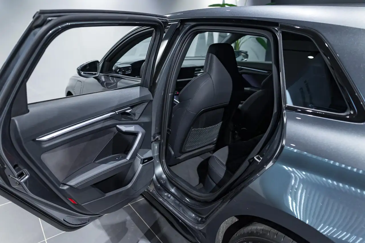 Audi A3 Sportback Competition 45TFSIe 272 PK SONOS MATRI, миниатюра 23