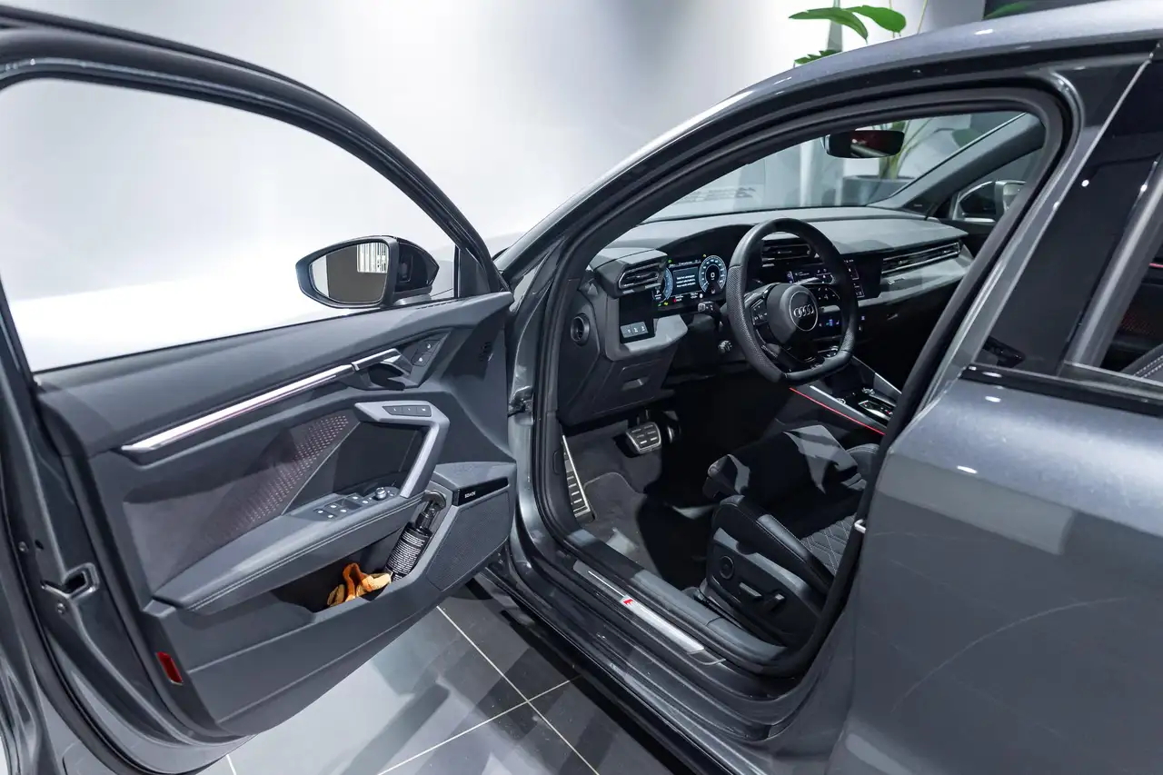 Audi A3 Sportback Competition 45TFSIe 272 PK SONOS MATRI, миниатюра 26