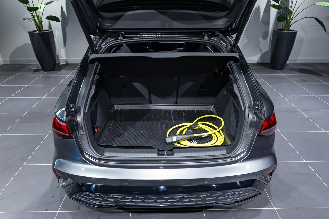 Audi A3 Sportback Competition 45TFSIe 272 PK SONOS MATRI, миниатюра 21