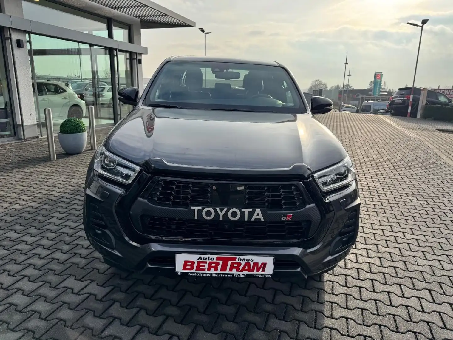 Toyota Hilux Double Cab GR Sport 4x4 - 2