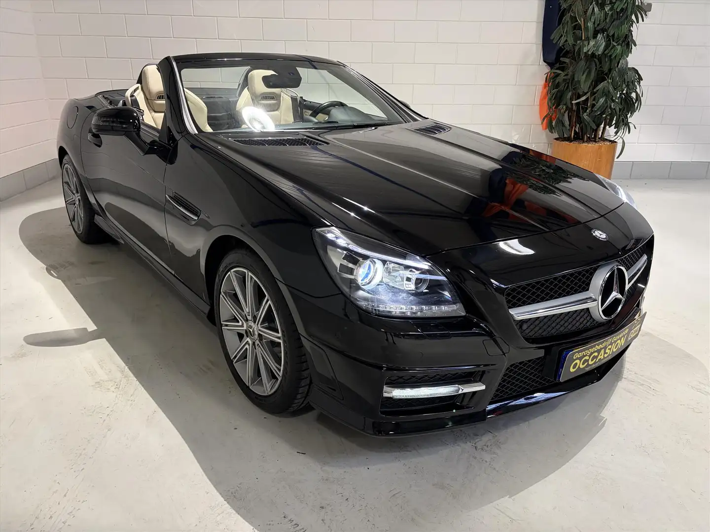 Mercedes-Benz SLK 200 1.8 SLK200 ROADSTER AUT7 AMG-Line, Pano, Cruise, N Schwarz - 1