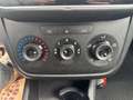 Fiat Punto 1,3 MultiJet II 95 Easy Weiß - thumbnail 23