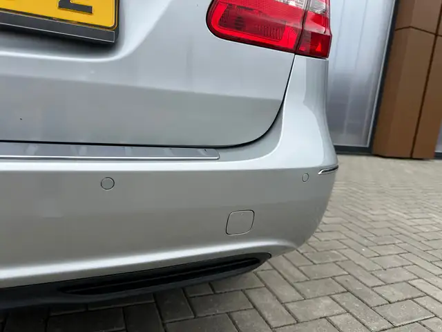 Mercedes-Benz B-Class view 13