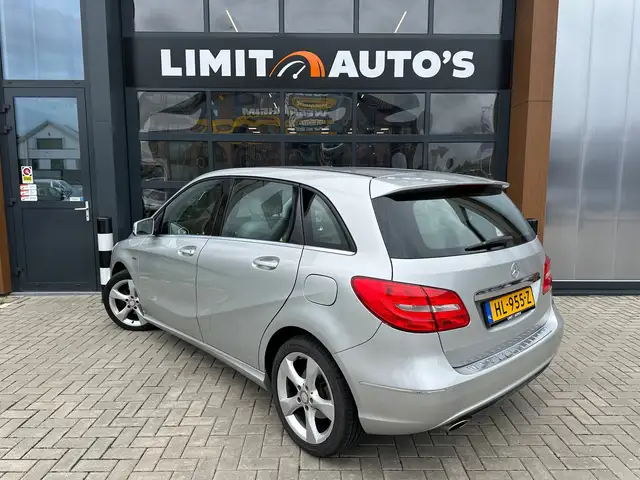 Mercedes-Benz B-Class view 5