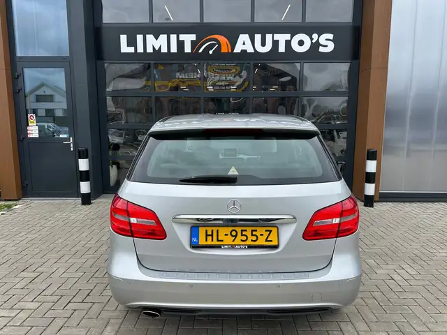 Mercedes-Benz B-Class view 9