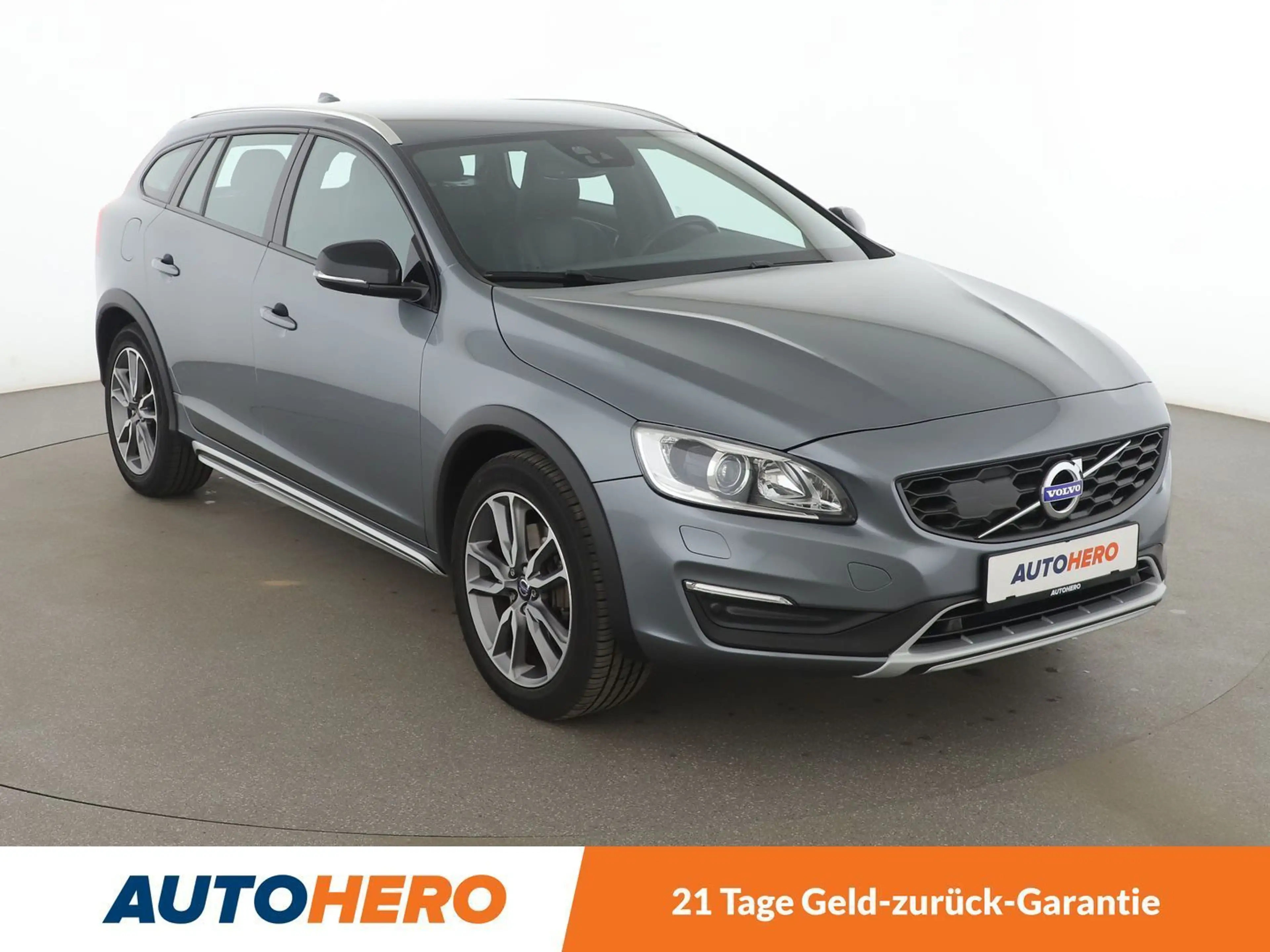 Volvo V60 Cross Country 2.4 D4 Summum AWD Aut.*NAVI*ACC*PDC*SHZ* — photo 8