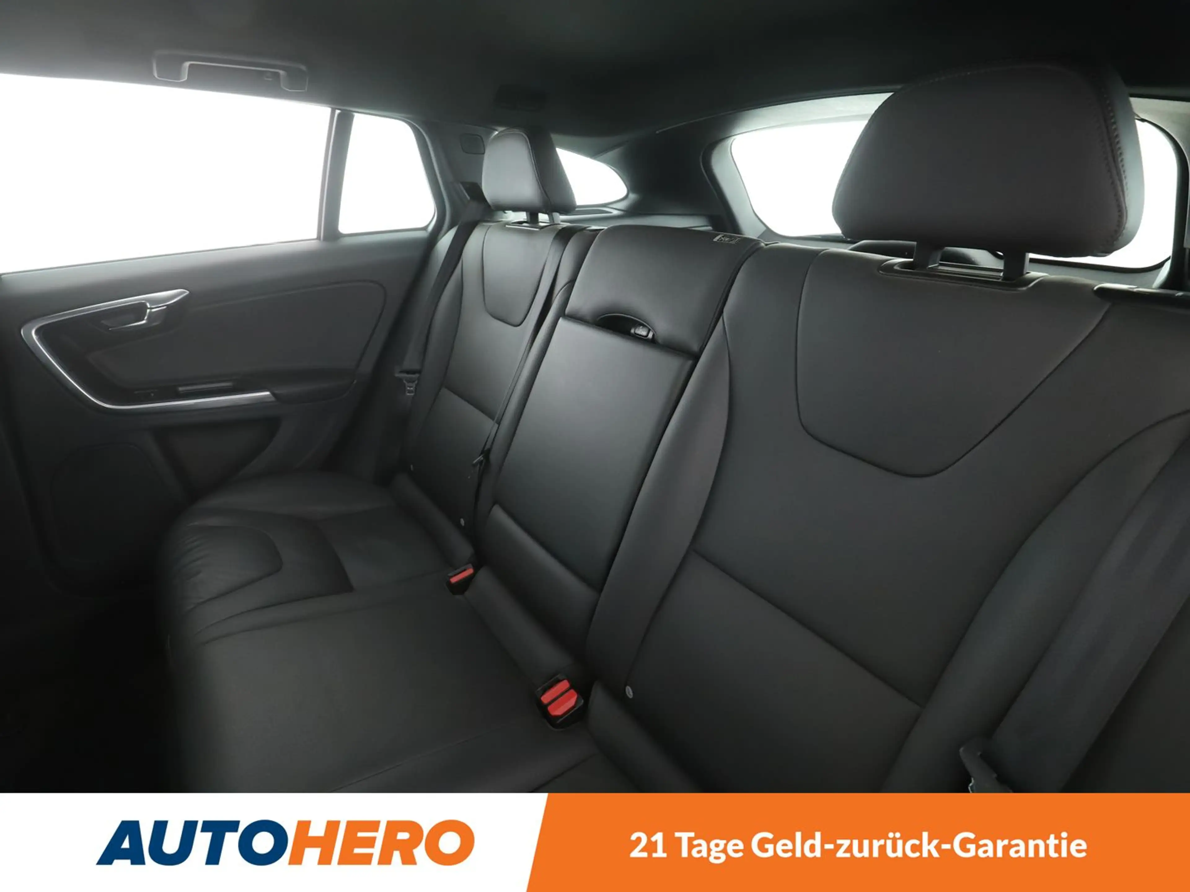 Volvo V60 Cross Country 2.4 D4 Summum AWD Aut.*NAVI*ACC*PDC*SHZ* — photo 14