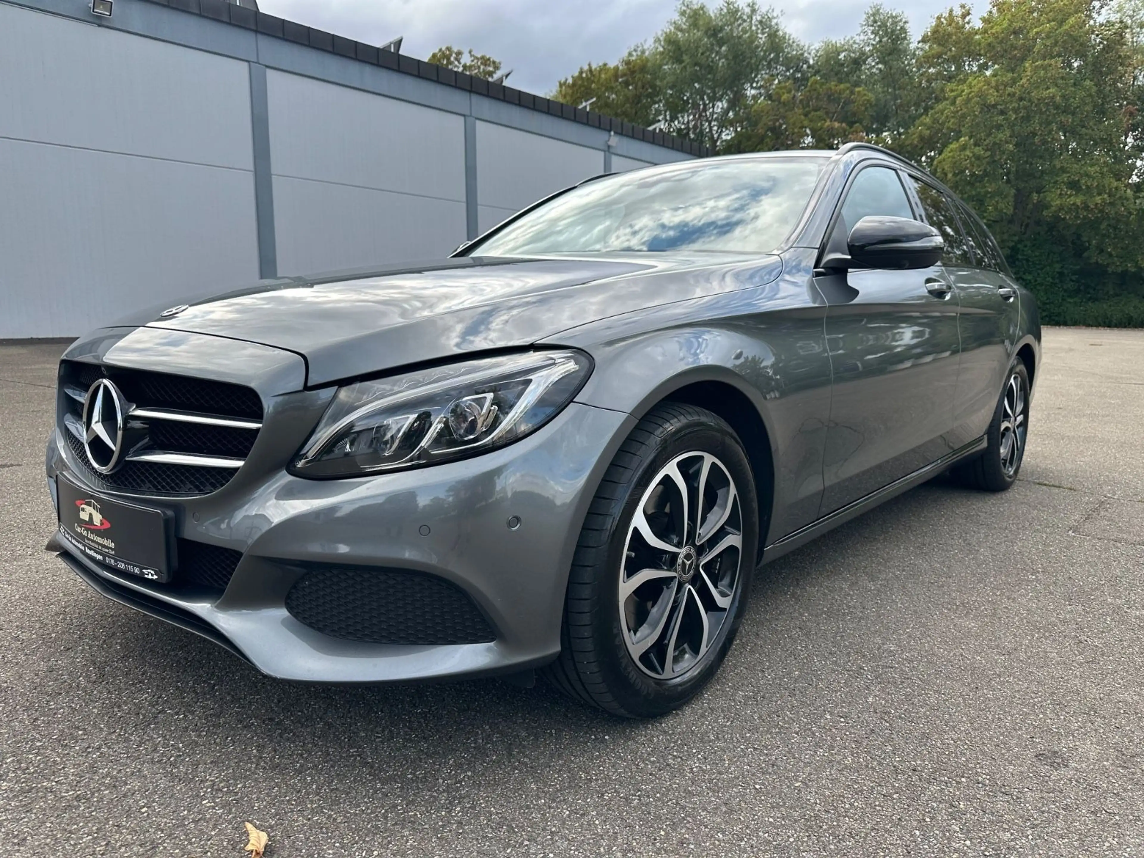 Mercedes-Benz C 250 d 4Matic*LED*360°*Airmatic*HeadUp*8xAlu*TOP