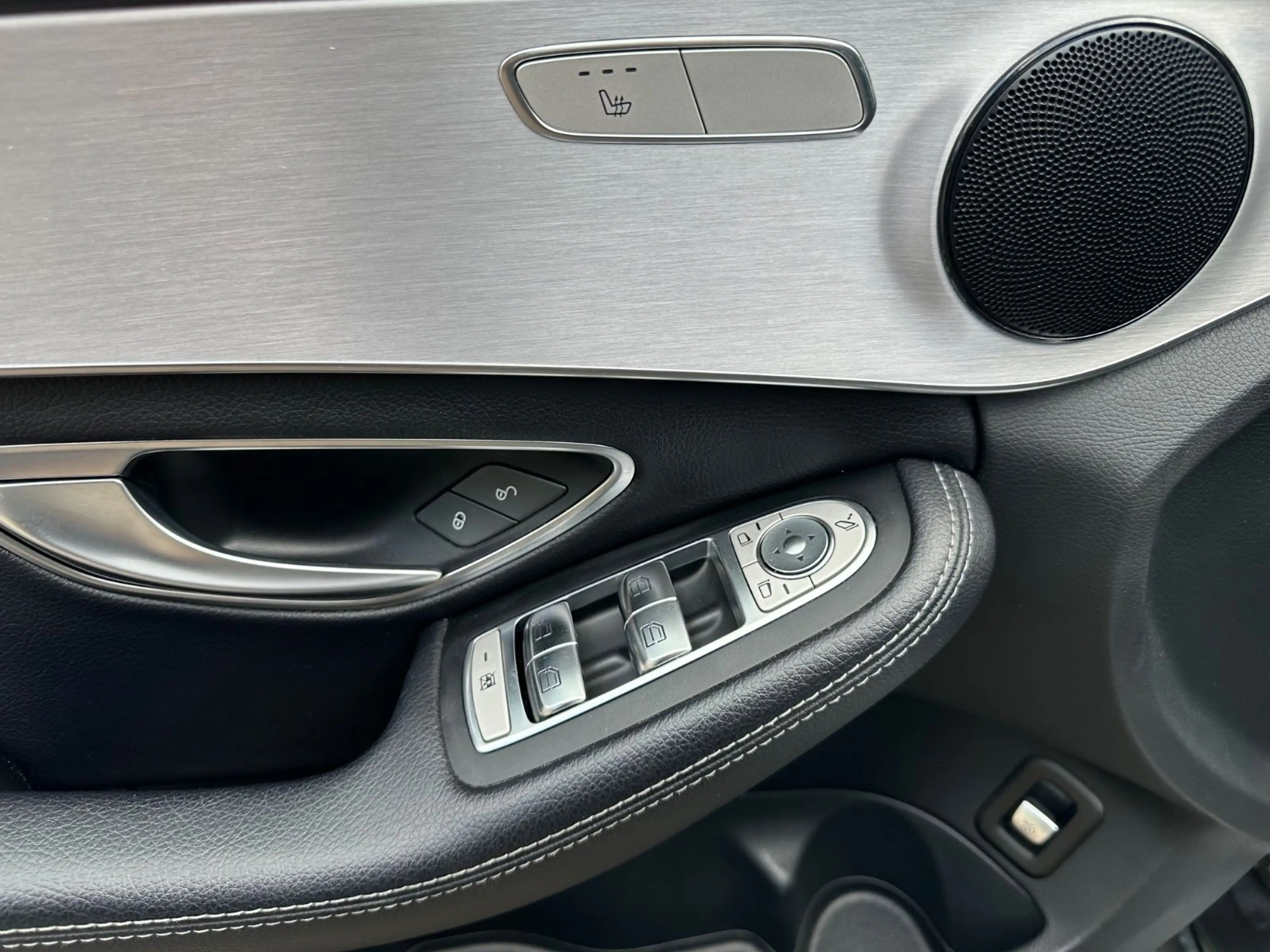 Mercedes-Benz C 250 d 4Matic*LED*360°*Airmatic*HeadUp*8xAlu*TOP — photo 11