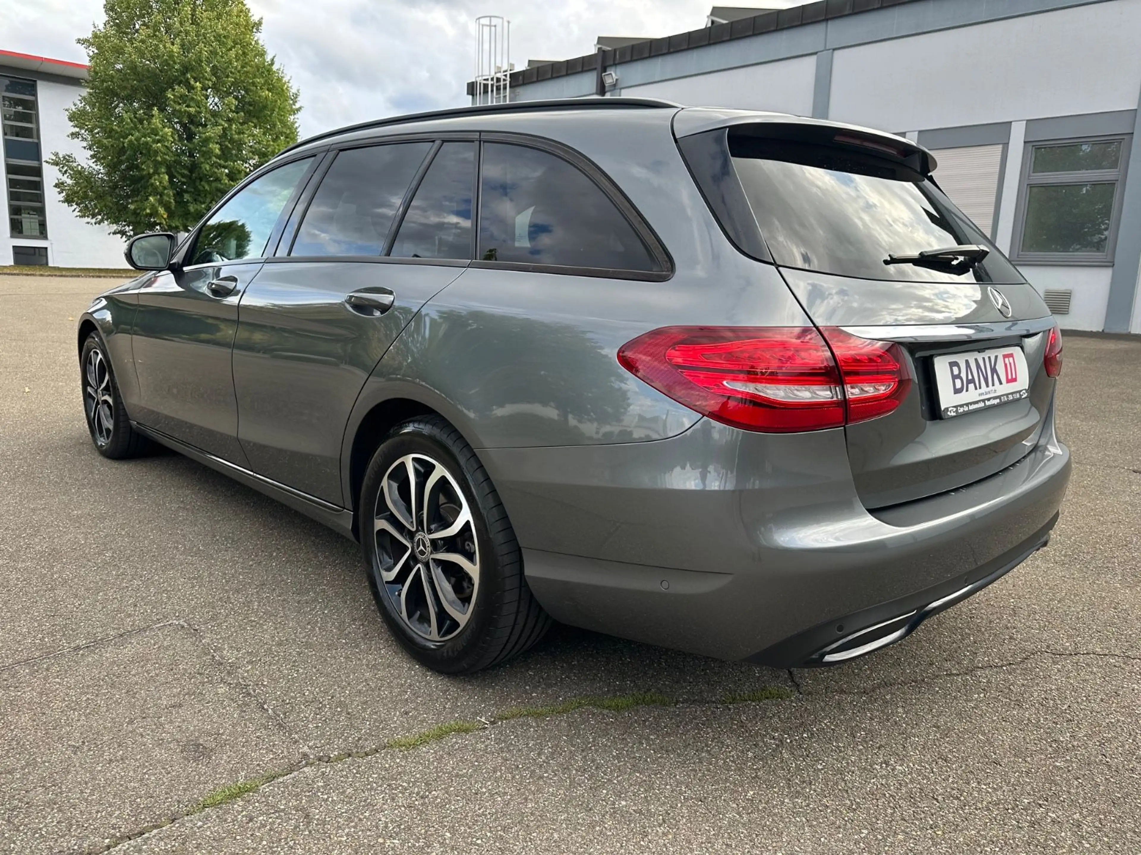 Mercedes-Benz C 250 d 4Matic*LED*360°*Airmatic*HeadUp*8xAlu*TOP — photo 3