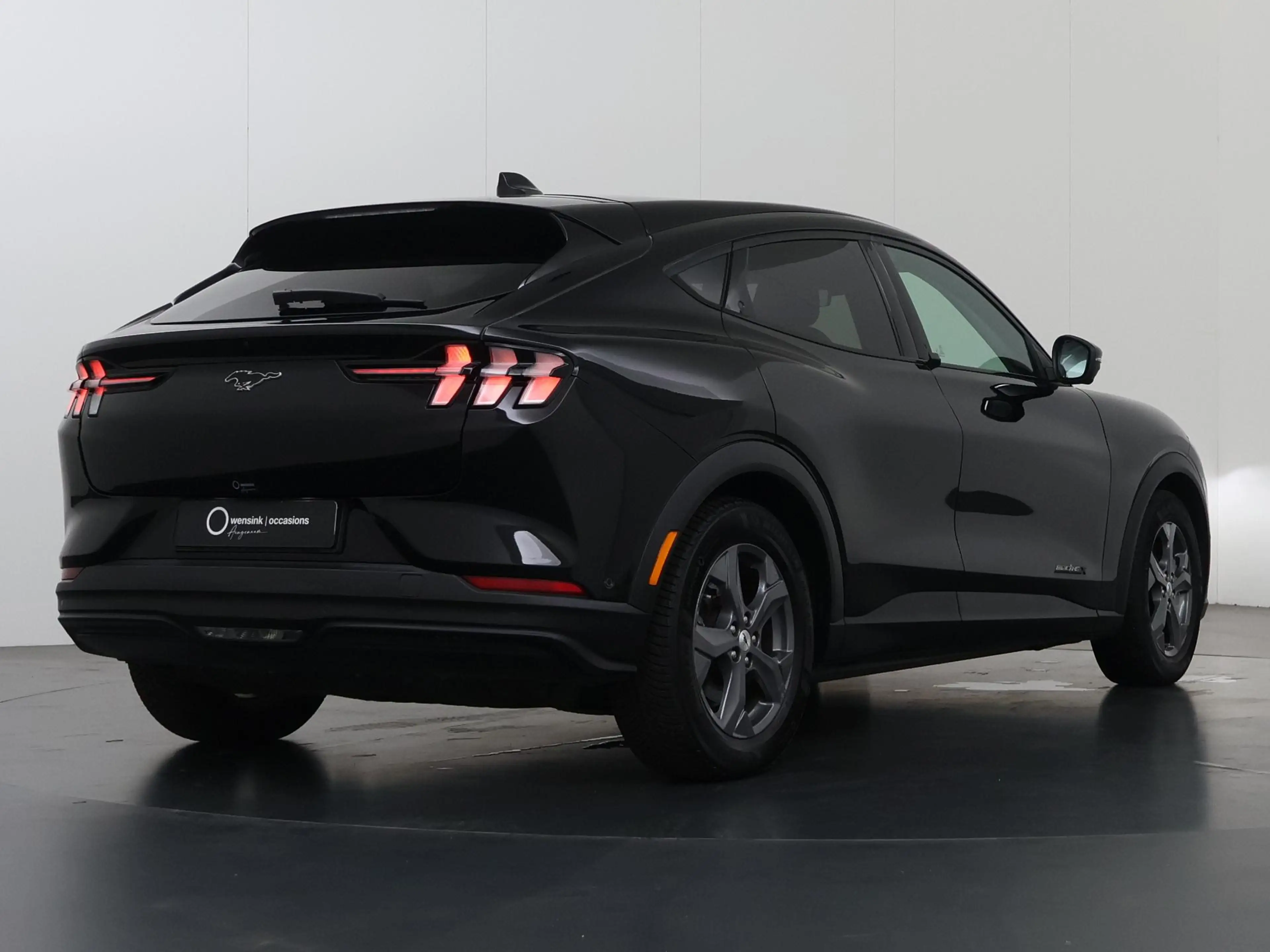 Ford Mustang Mach-E Extended RWD 98 kWh | Panoramadak | Adaptieve Crui — photo 2