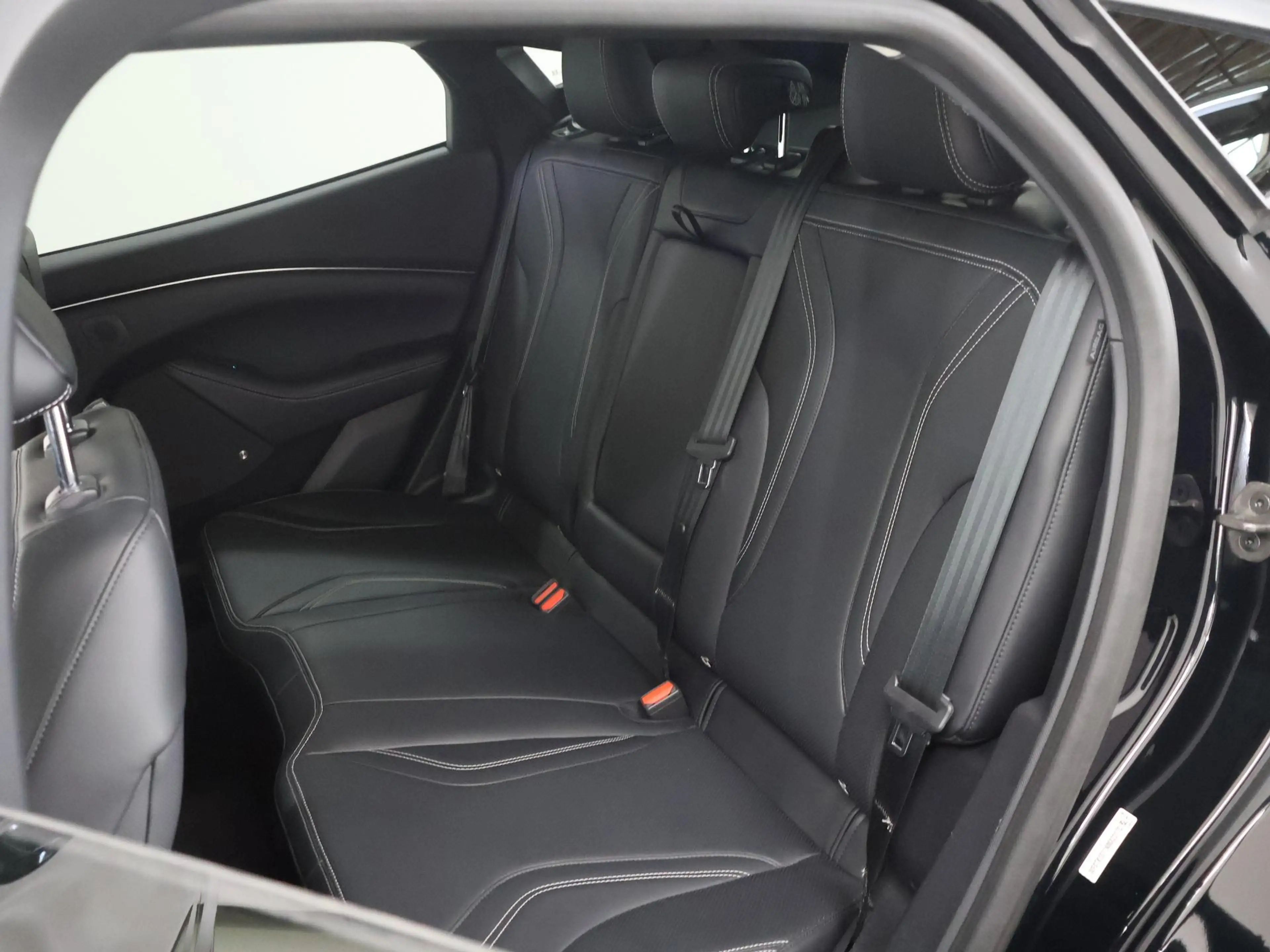 Ford Mustang Mach-E Extended RWD 98 kWh | Panoramadak | Adaptieve Crui — photo 11