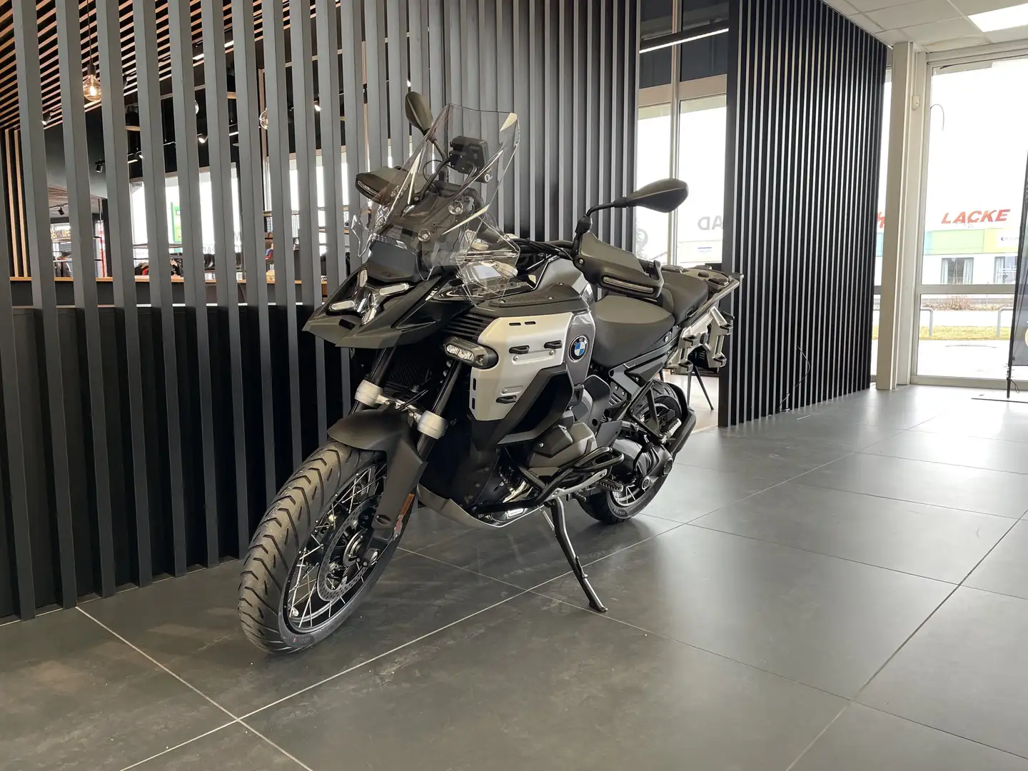 BMW R 1300 GS Adventure Schwarz - 1
