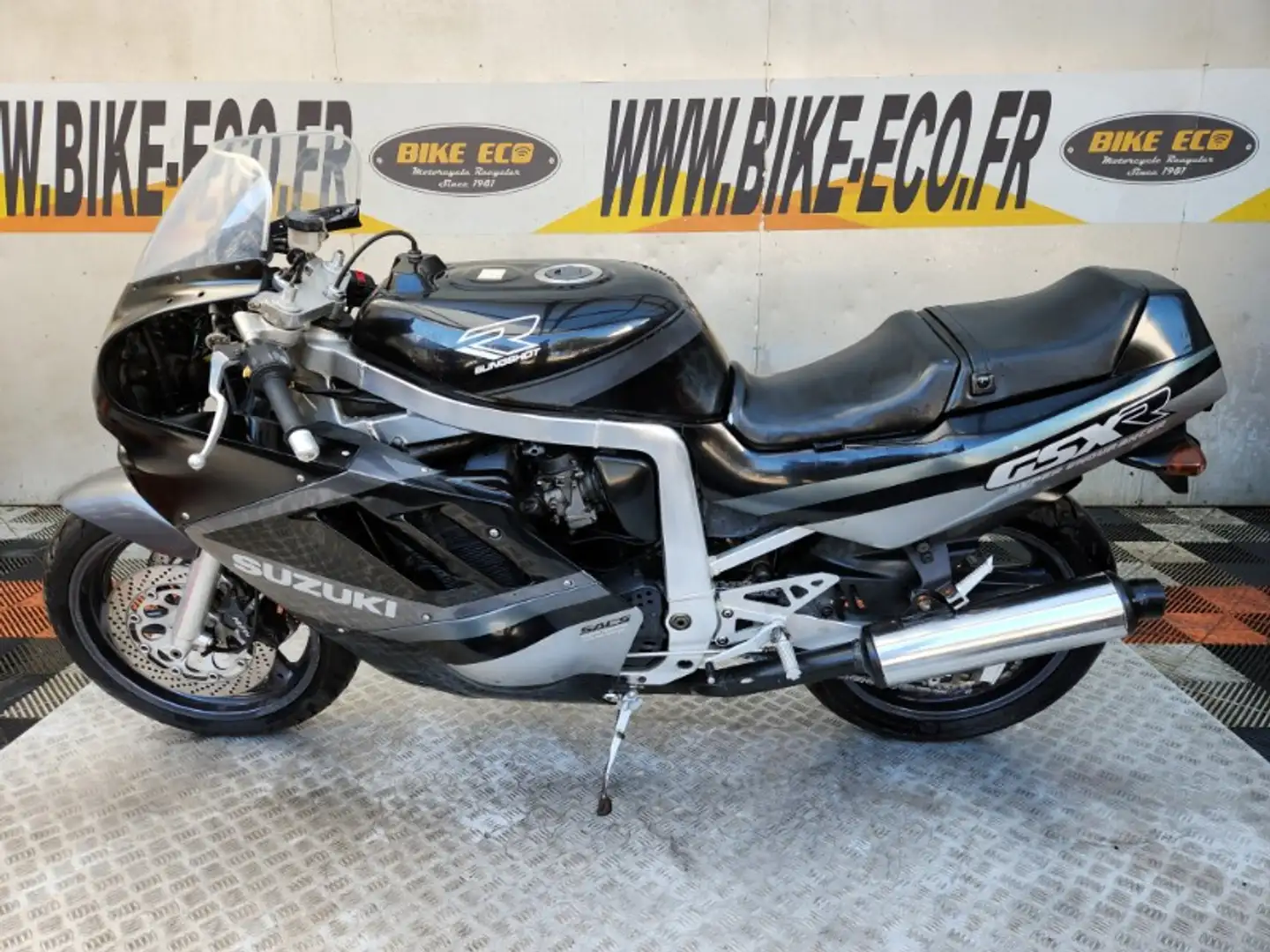 Suzuki GSX-R 750 Negru - 1