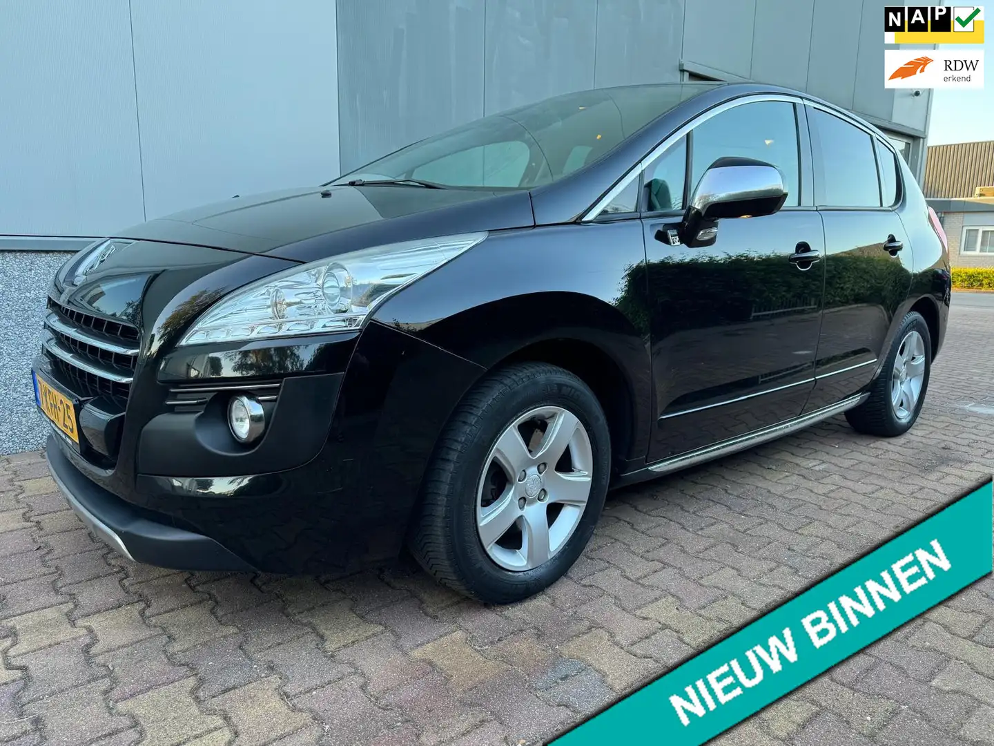 Peugeot 3008 2.0 HDiF HYbrid4 Blue Lease ( TREKHAAK + NAVI + LM Black - 1